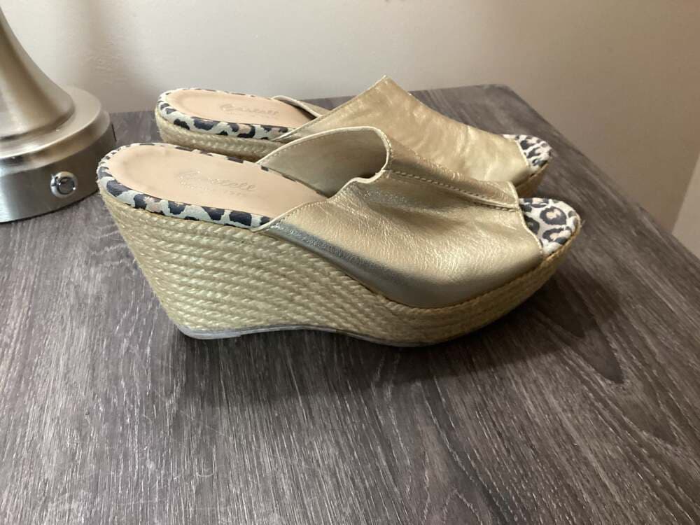 Castell Menorca Gold Metallic Leopard Print Espadrille Wedge Sandals Size 39 - Thumbnail 4