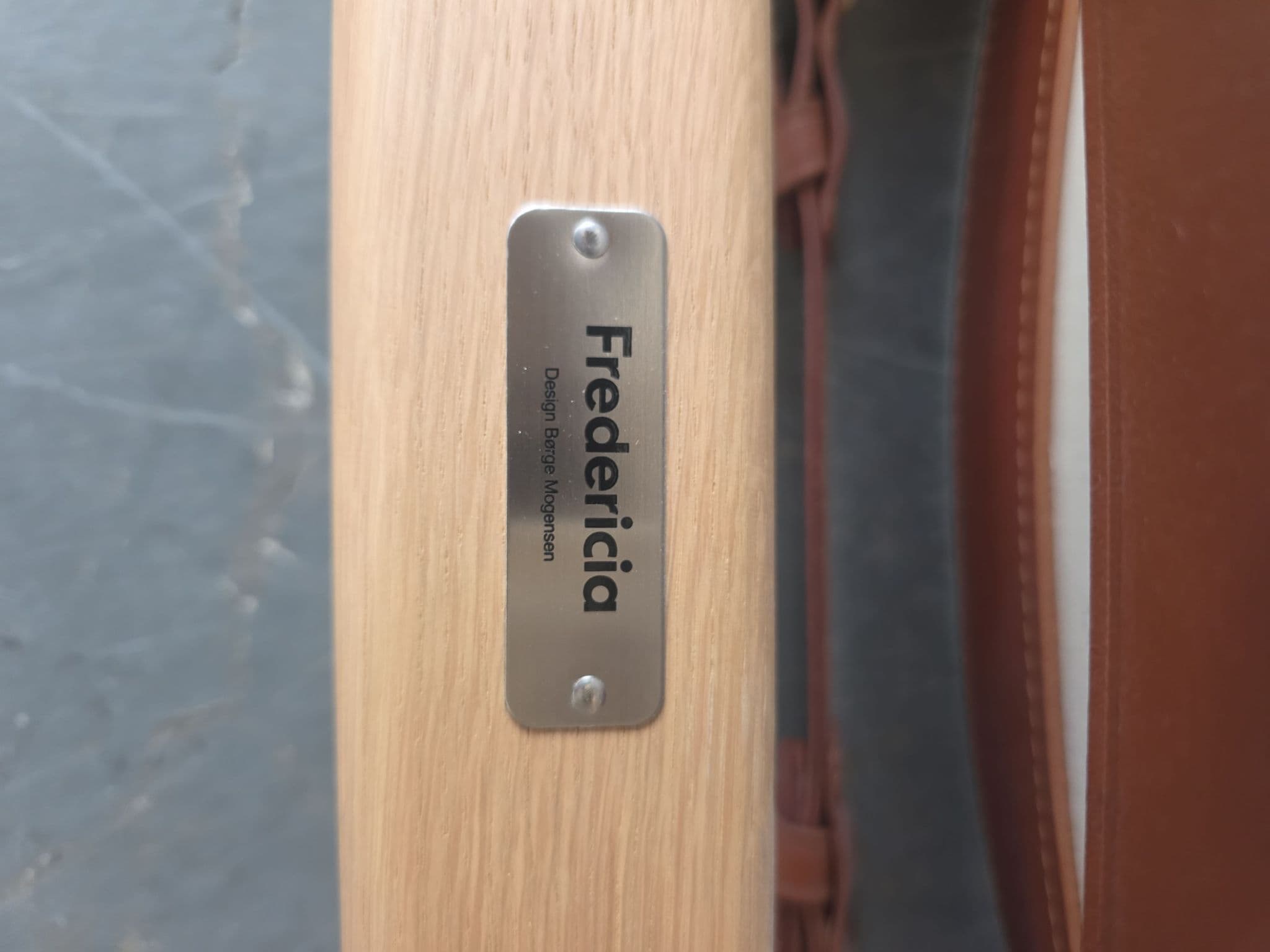 Fredericia Furniture Spanish Lounge Chair in Oak and Cognac Leather - Thumbnail 5