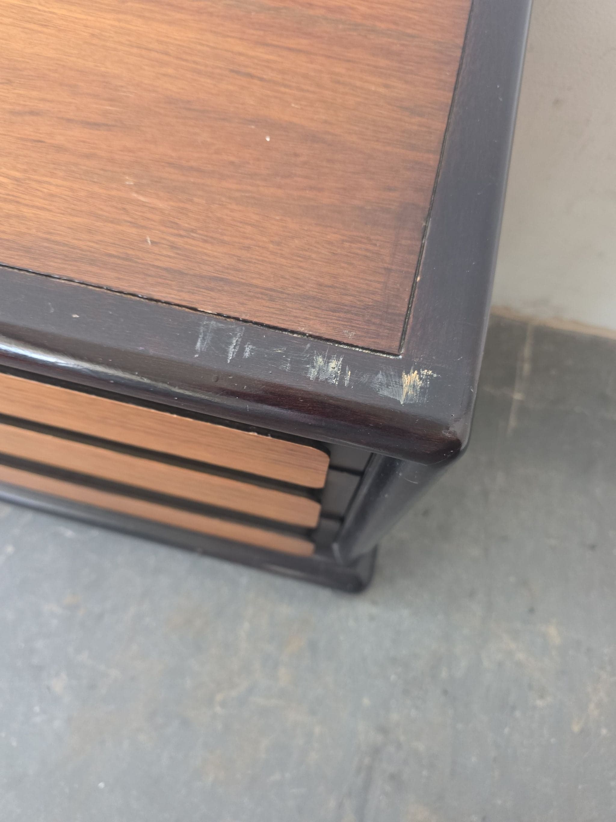 Pair of Vintage John Stuart for Mount Airy Teak Burl Walnut Chinoiserie Nightstands - Thumbnail 6