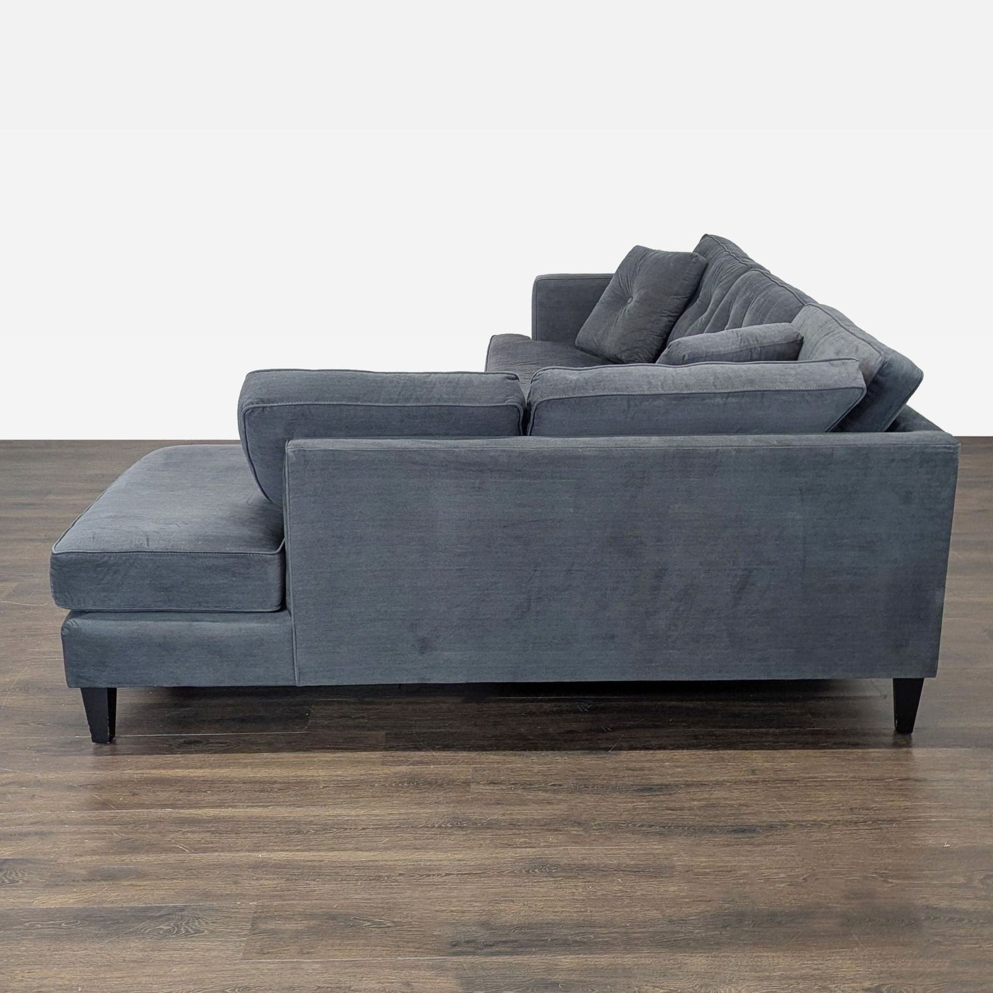 Modern Gray L-Shaped Sectional Sofa with Tufted Cushions - Thumbnail 4