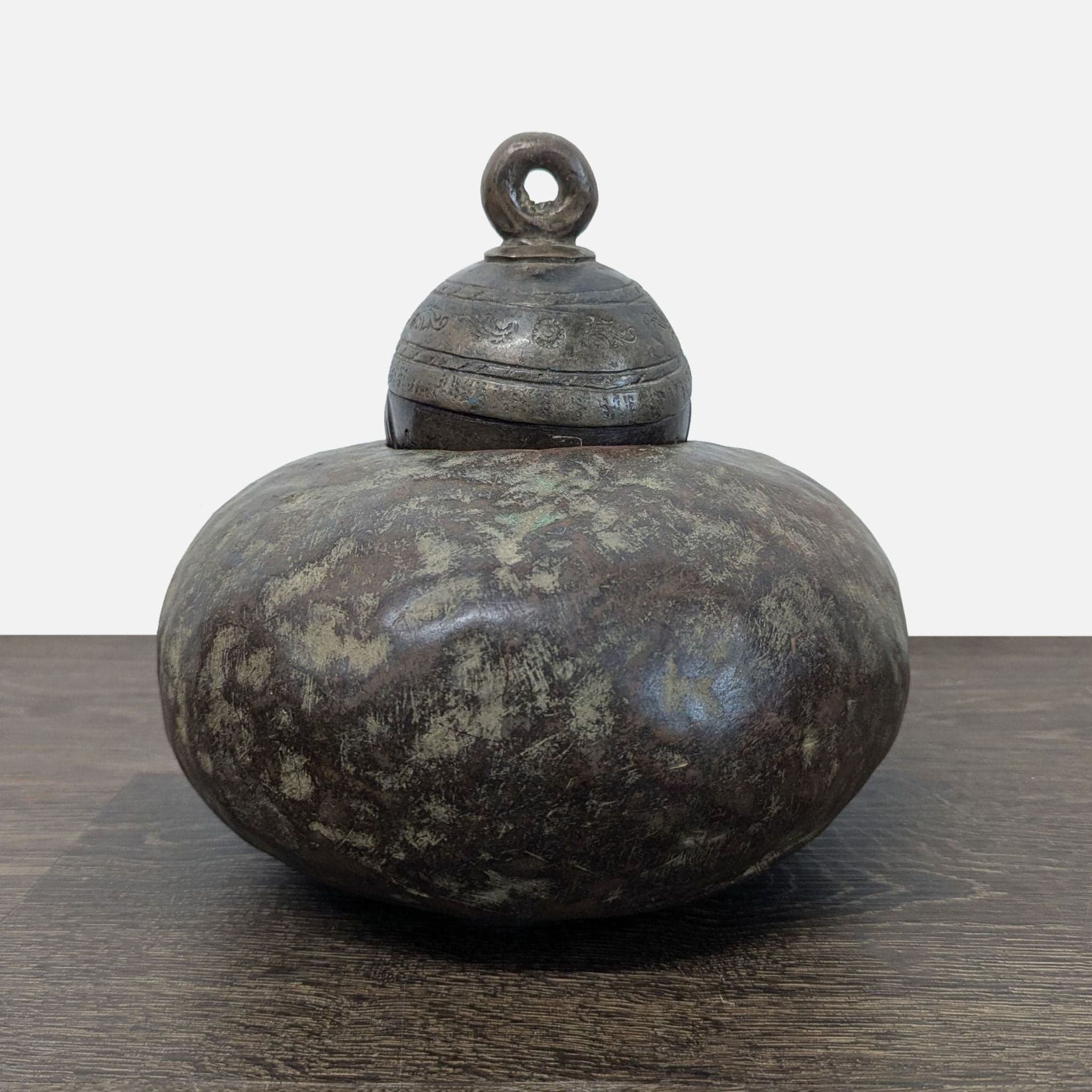 Cast Bronze Decorative Livestock Bell with Engraved Collar - Thumbnail 3
