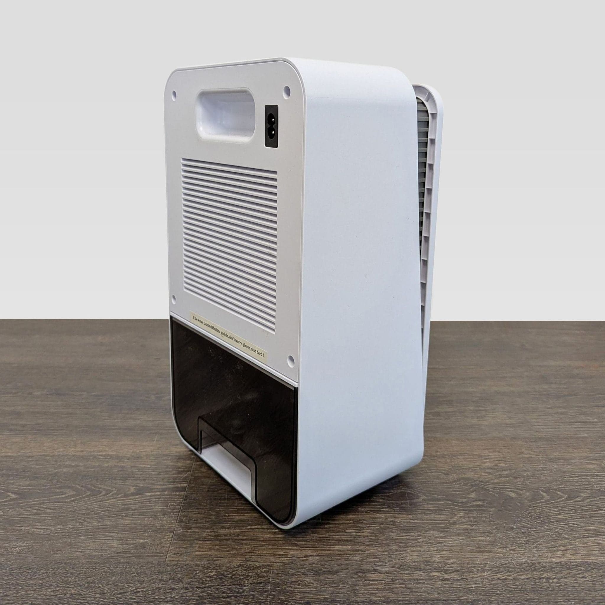 Onsekin Compact Air Cooler & Fan with Simple Touch Controls - Thumbnail 3
