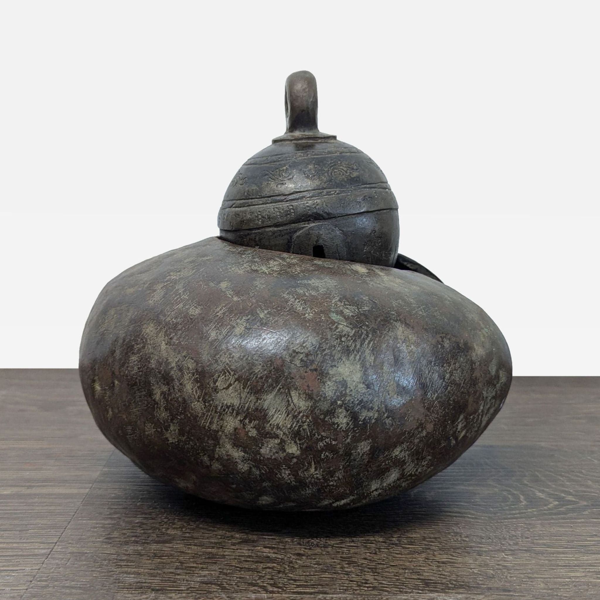 Cast Bronze Decorative Livestock Bell with Engraved Collar - Thumbnail 5
