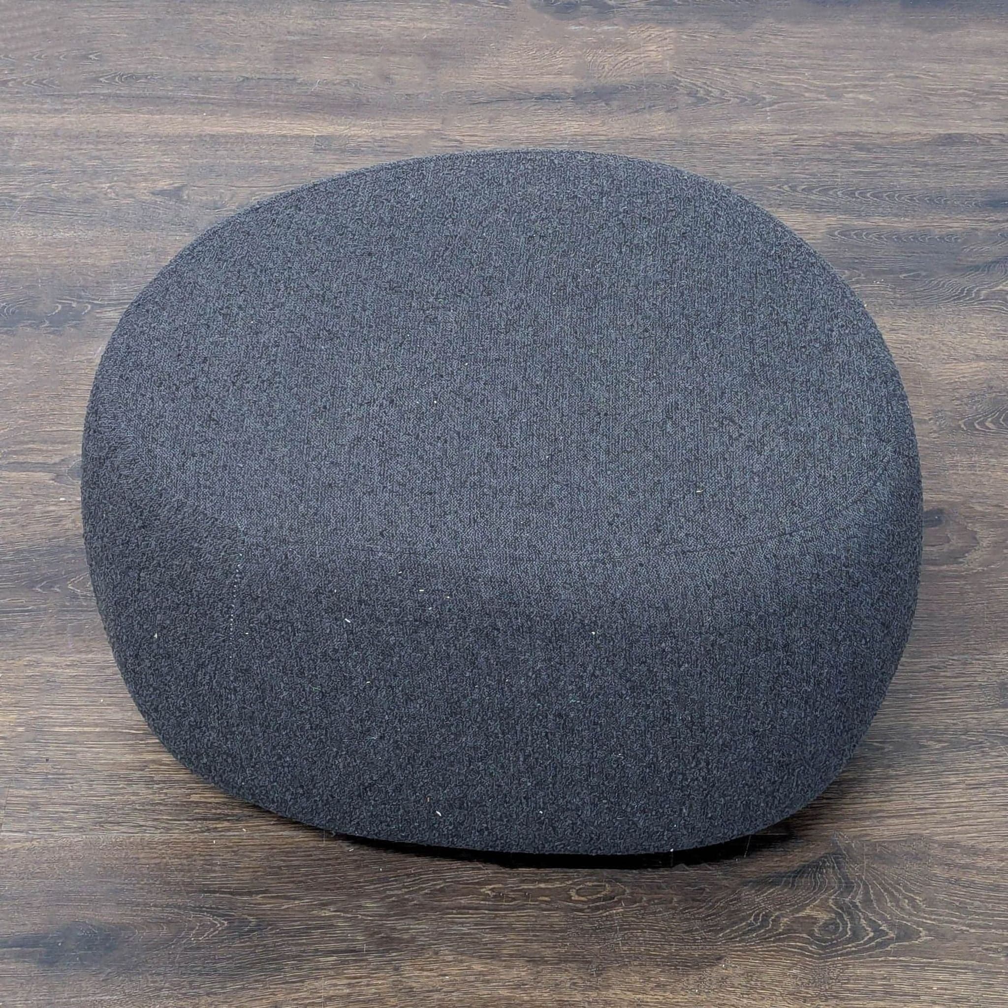 Room & Board Asher Ottoman - Thumbnail 4