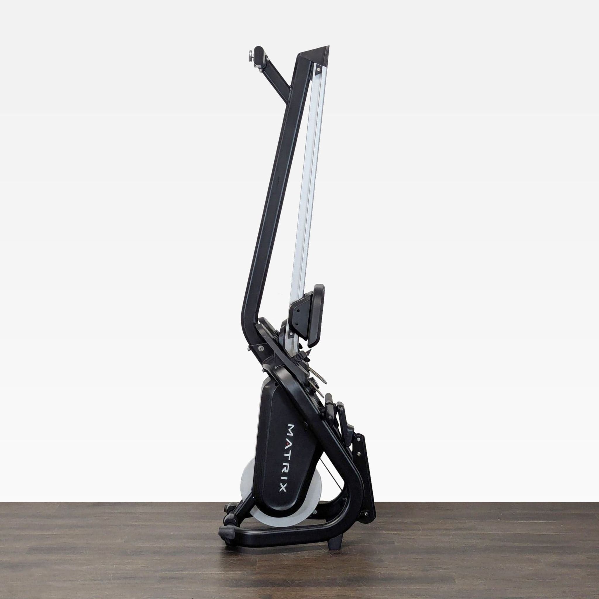 Matrix Premium Rowing Machine with Digital Display - Gym Equipment - Thumbnail 3