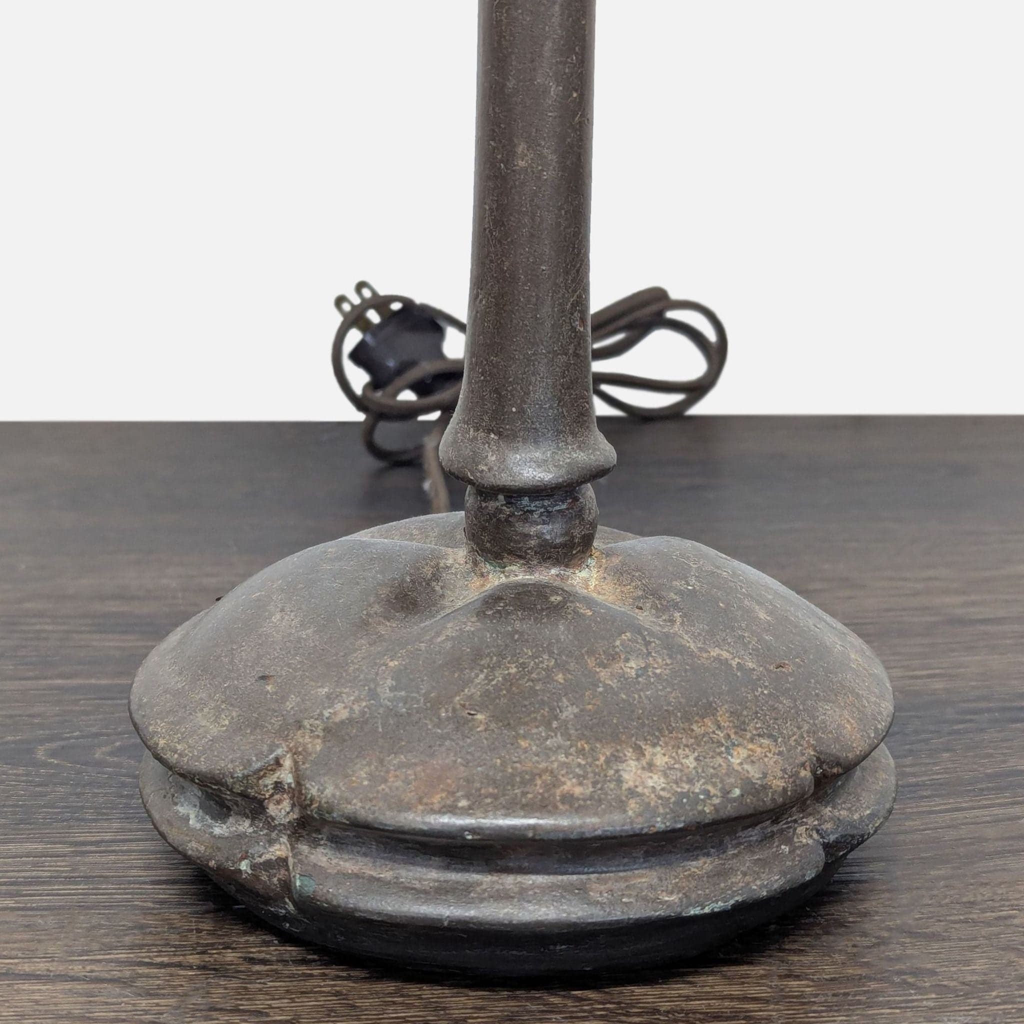 Unique Tribal Table Lamp with Patterned Shade and Decorative Base - Thumbnail 9