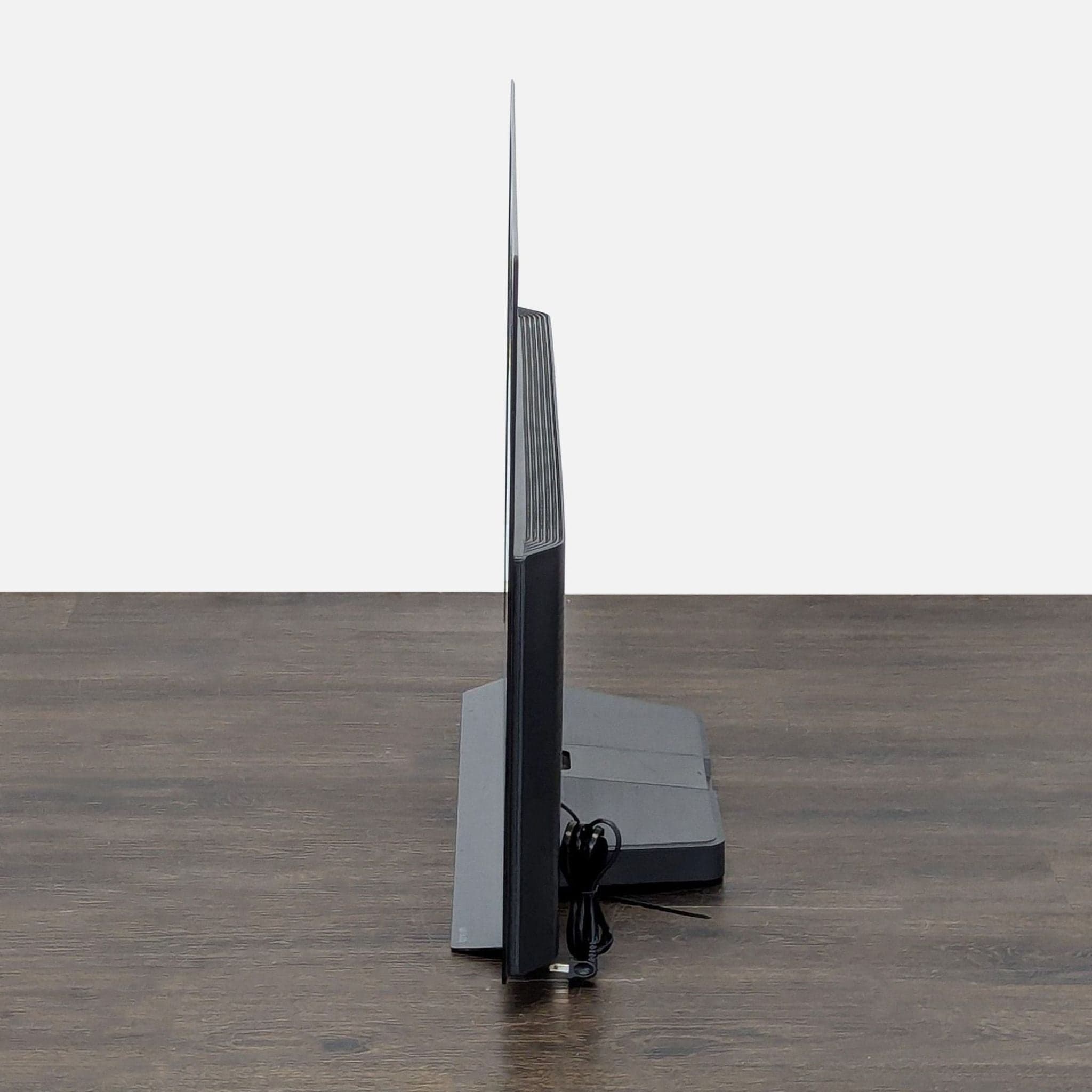 LG 48-Inch Ultra Slim 4K Smart TV - Stunning Picture and Sleek Design - Thumbnail 5