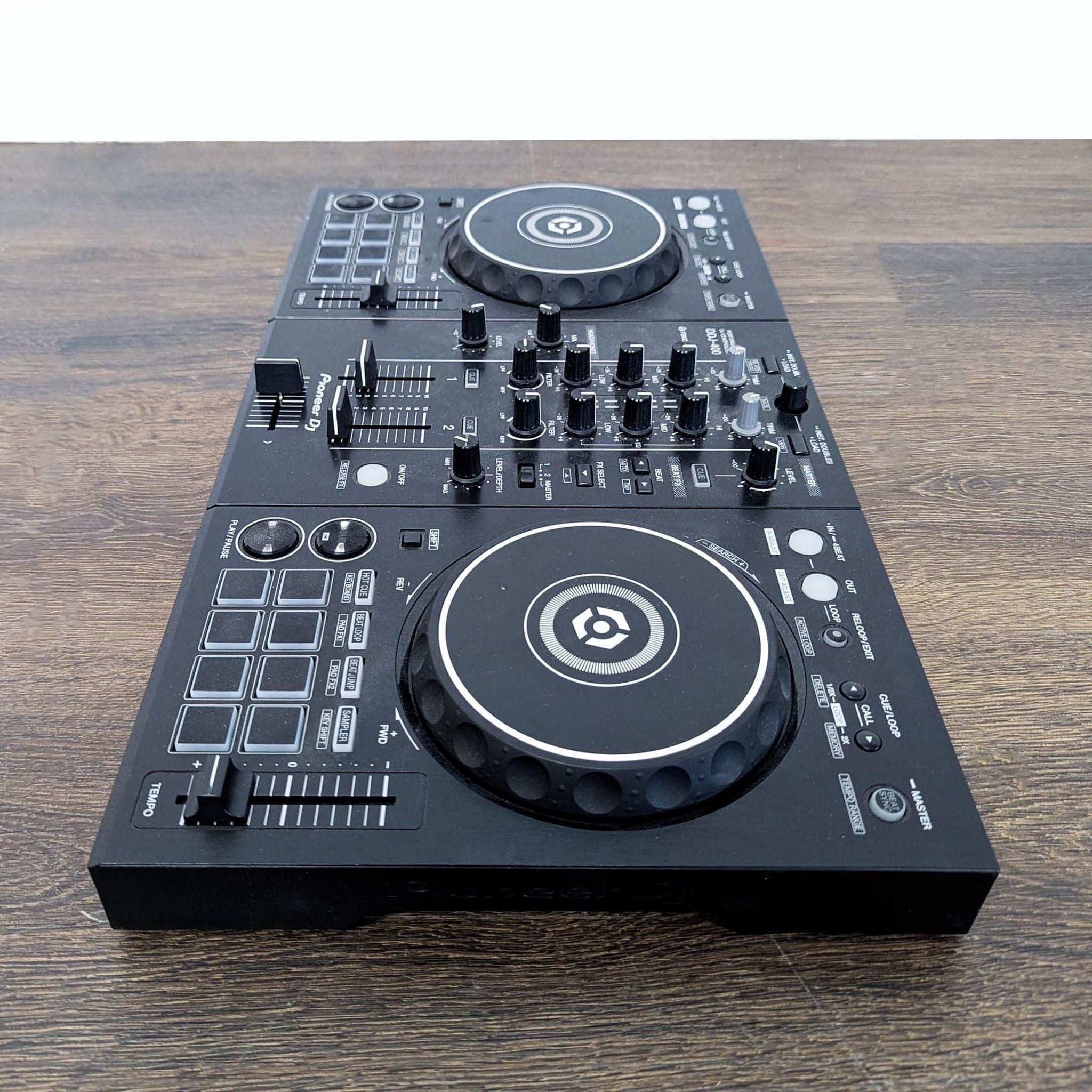 Pioneer DJ DDJ-400 Rekordbox 2-Channel DJ Controller – Audio Equipment - Thumbnail 7