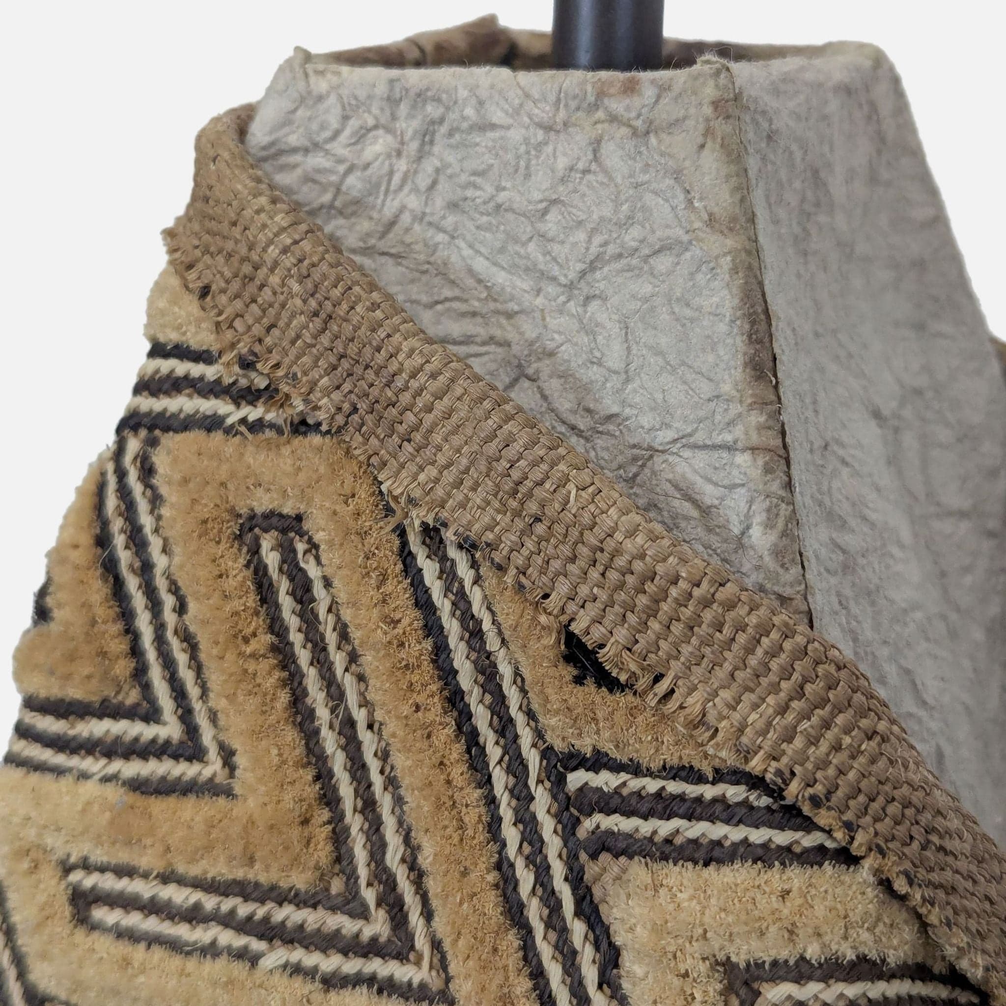 Unique Tribal Table Lamp with Patterned Shade and Decorative Base - Thumbnail 10