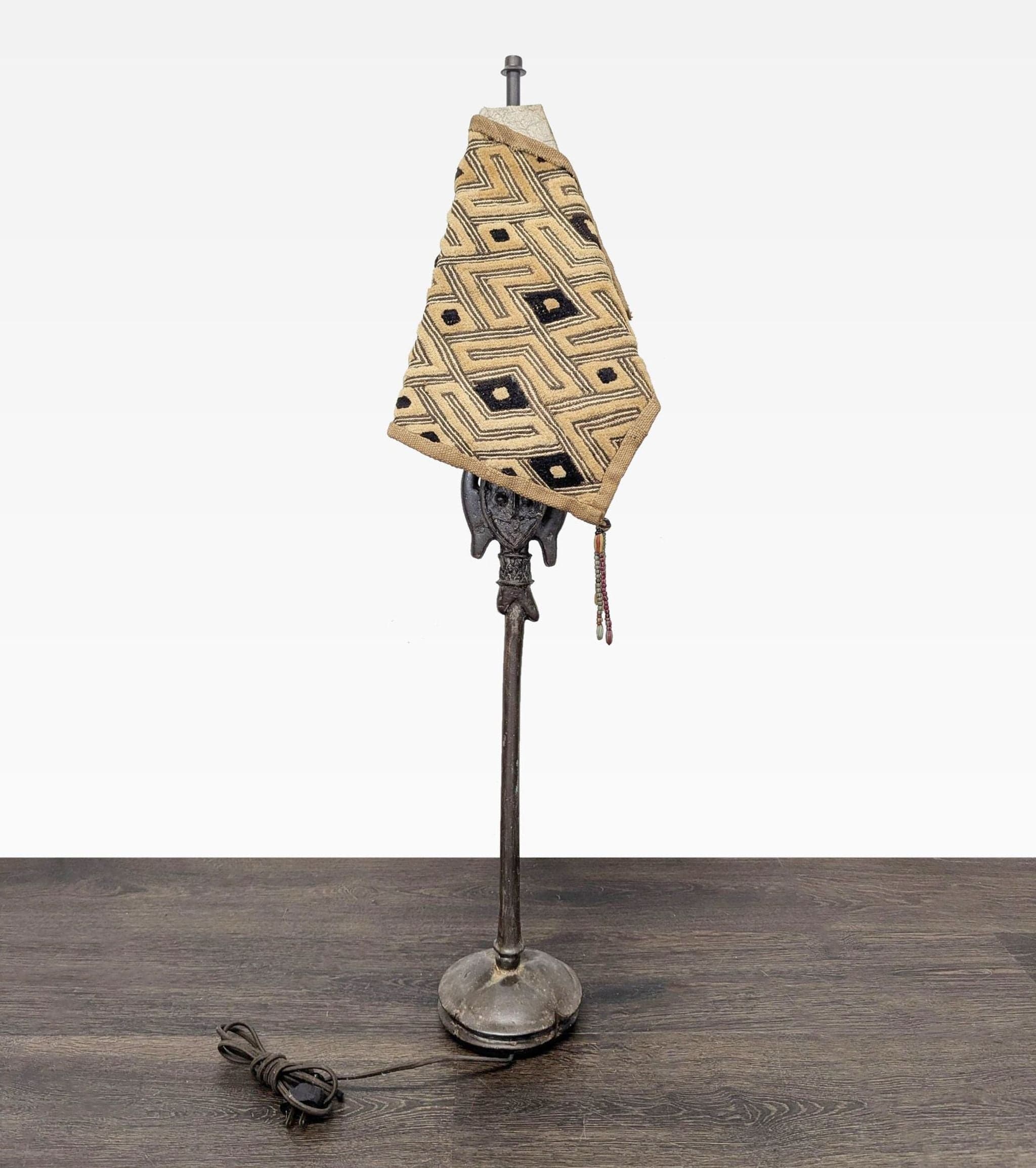 Unique Tribal Table Lamp with Patterned Shade and Decorative Base - Thumbnail 5