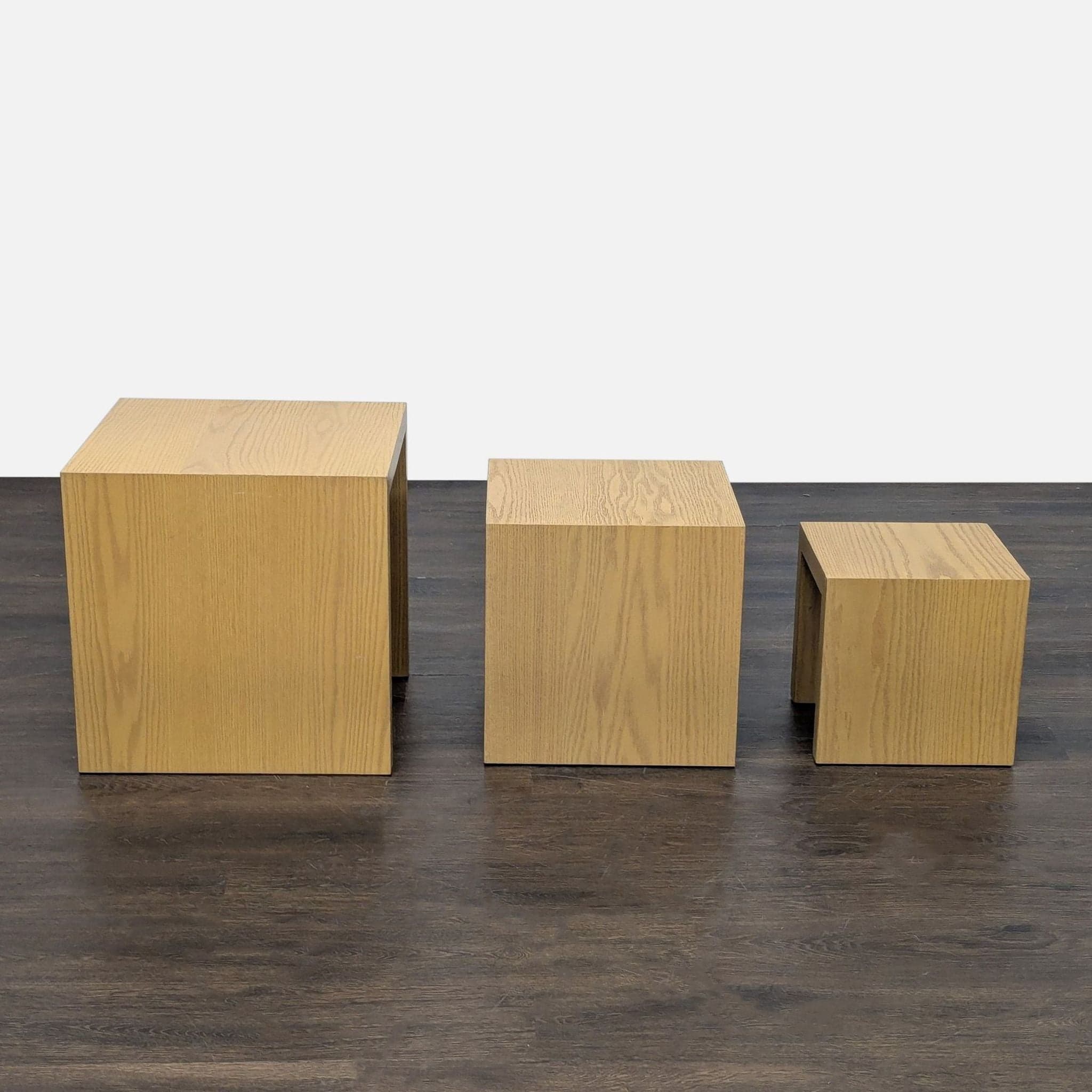 Set of Three Wood Nesting Tables - Thumbnail 3