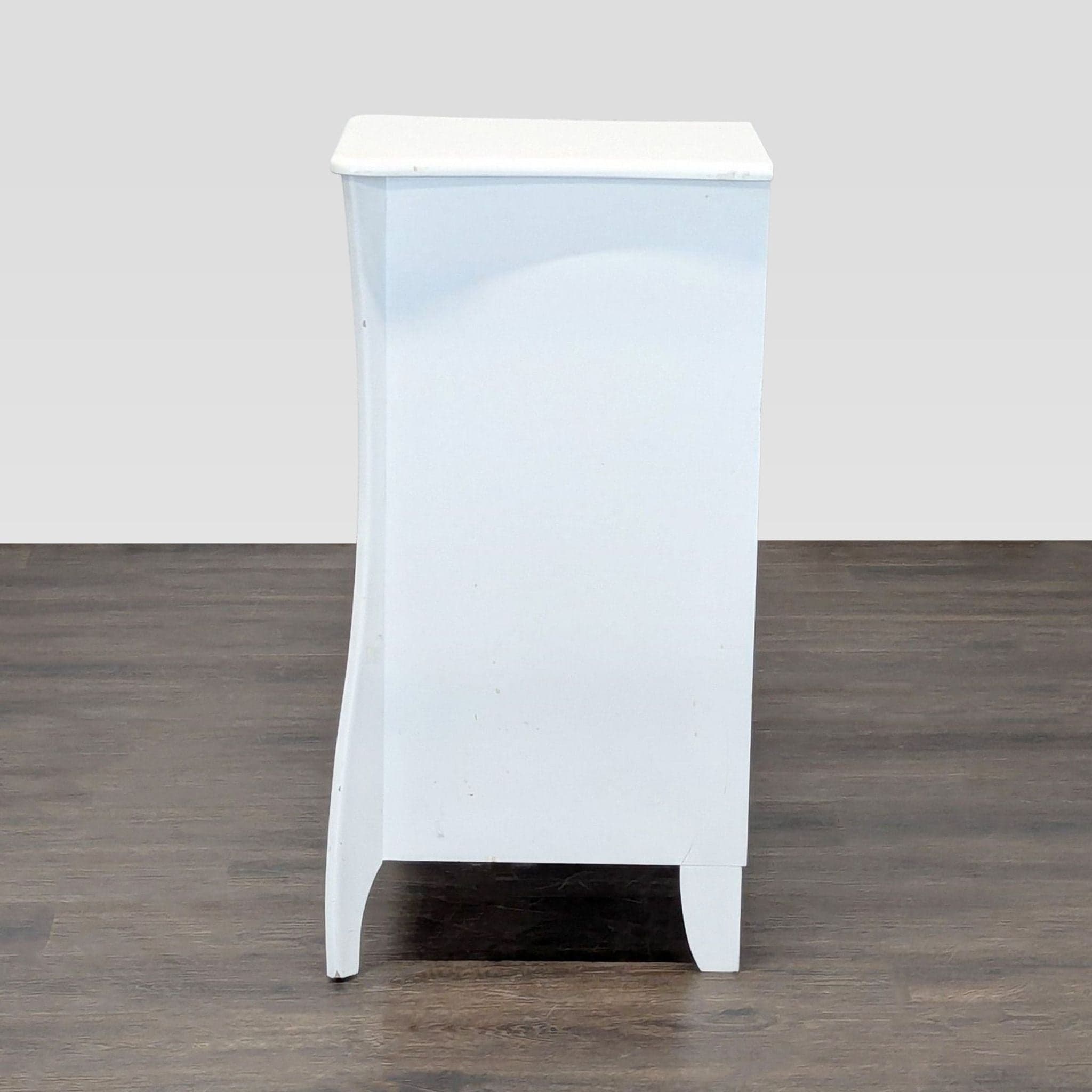 White 4-Drawer Dresser with Cabinet and Open Shelf - Thumbnail 4