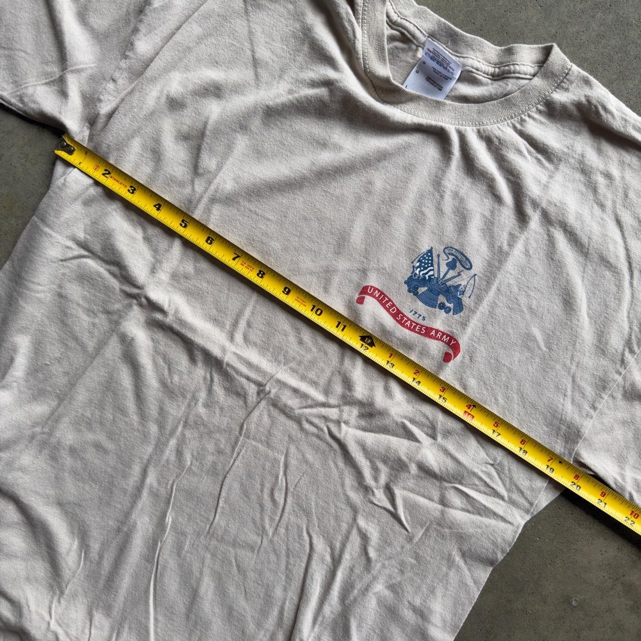 Super Rare 90s US Army Reserve Graphic Tee - Gildan Heavy Cotton GRAIL - Thumbnail 6