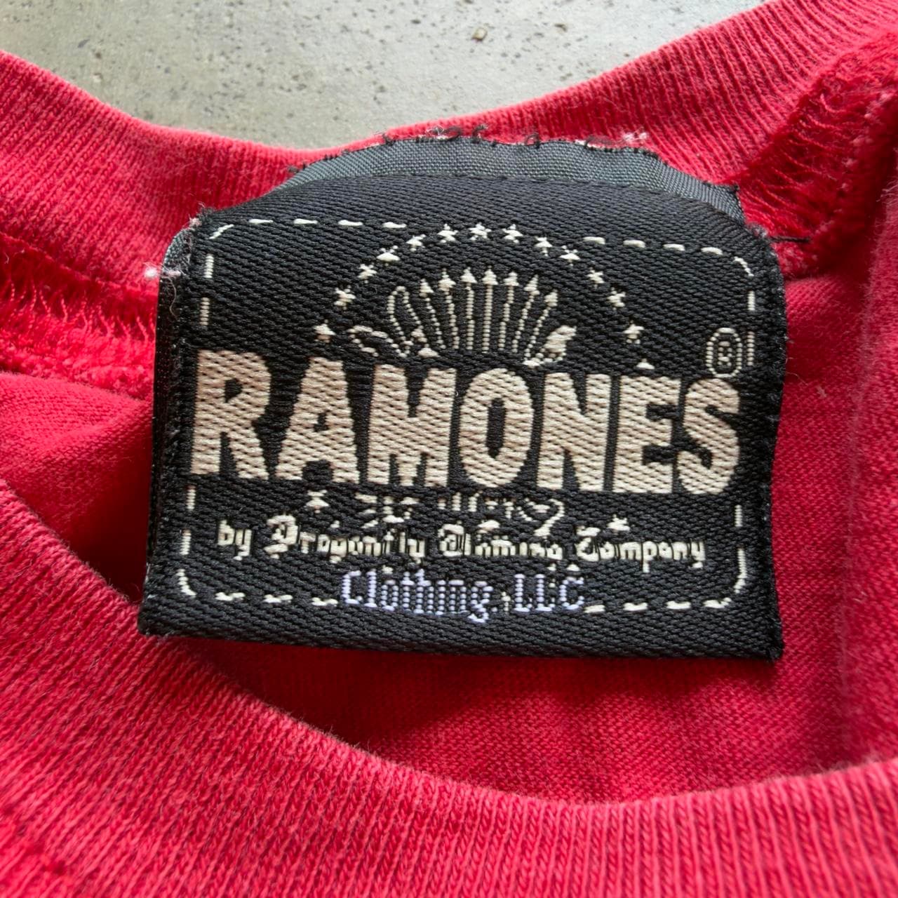 Super Rare 90s Red Ramones - GRAIL - Thumbnail 2