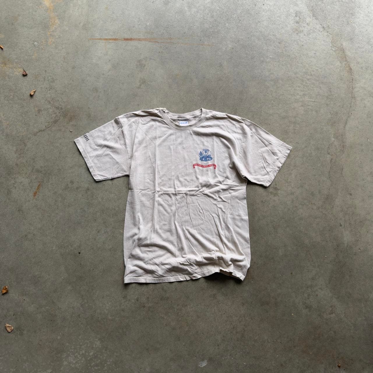 Super Rare 90s US Army Reserve Graphic Tee - Gildan Heavy Cotton GRAIL