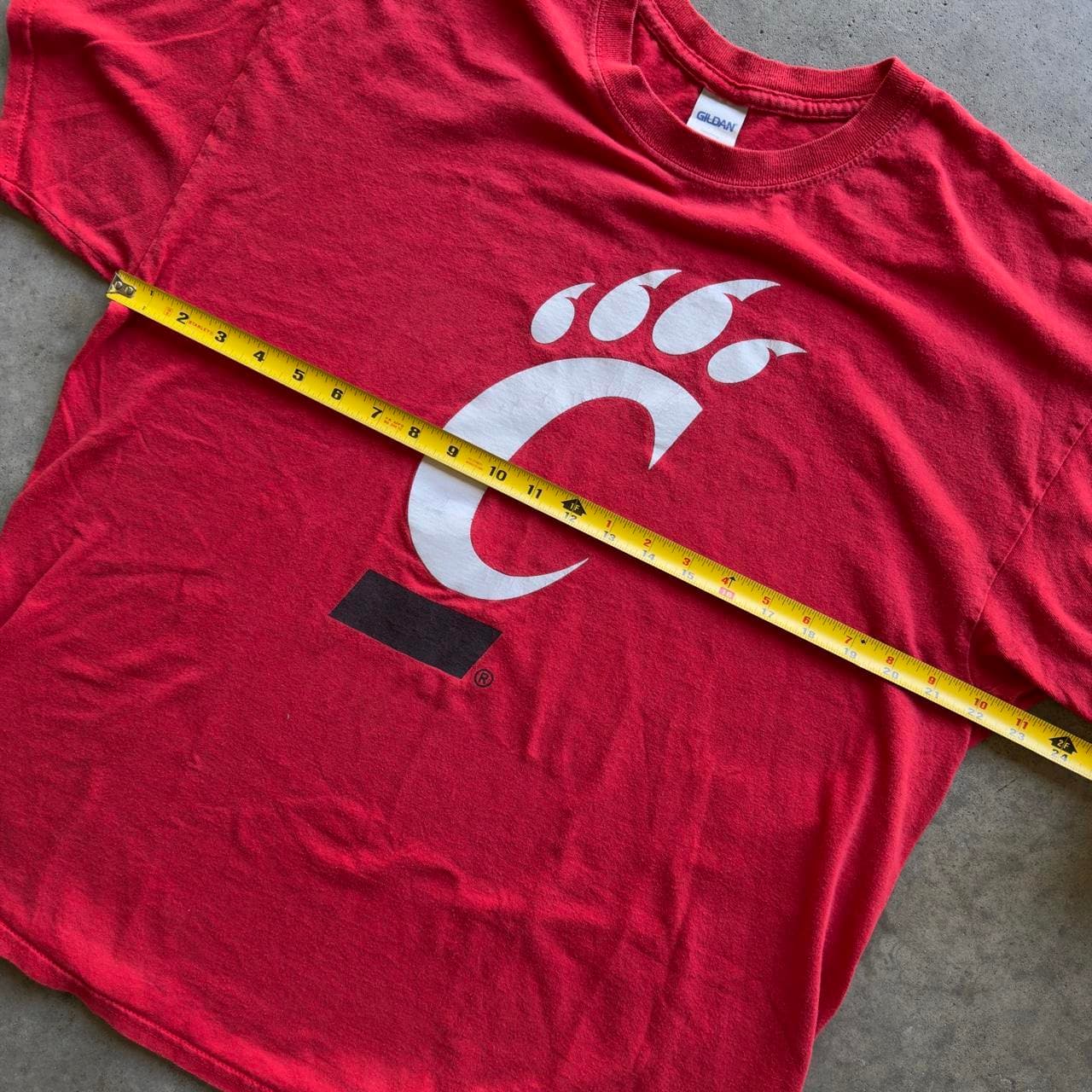 Super Rare Early 2000s University of Cincinnati Bearcats Tee | Vintage GRAIL - Thumbnail 5