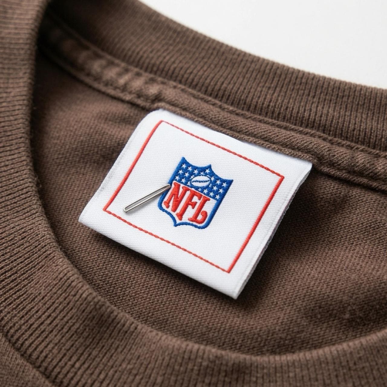 Super Rare Early 2000s Cleveland Browns Throwback Tee - GRAIL - Thumbnail 2