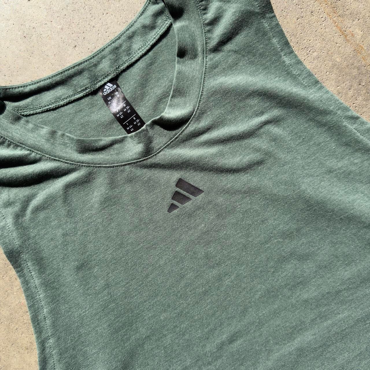 Super Rare Early 2000s Adidas Green Tank Top - Rare Vintage Grail - Thumbnail 2