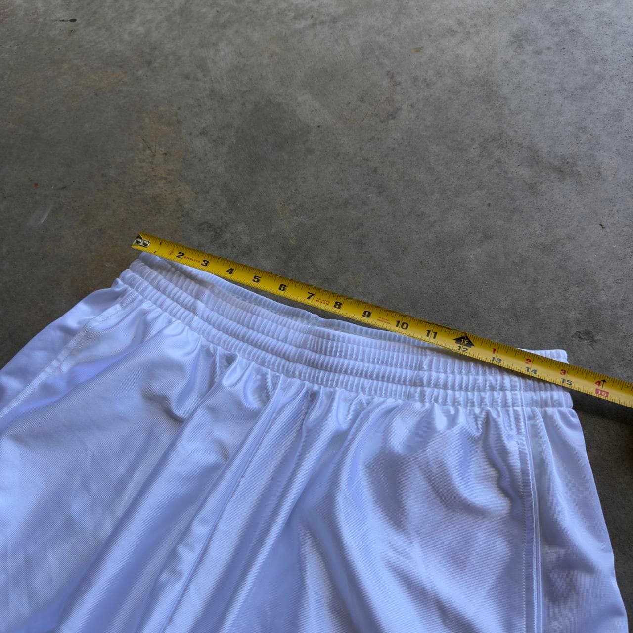 SUPER RARE EARLY 2000s WHITE AND BLACK Adidas Basketball Shorts - Y2K GRAIL - Thumbnail 7
