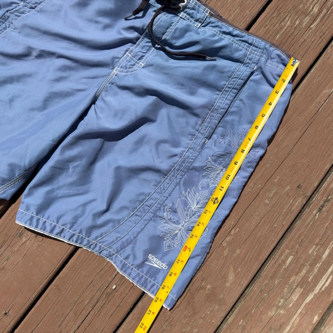 ULTRA RARE EARLY 2000s SPEEDO Y2K GRAIL BOARD TRUNKS - Thumbnail 6