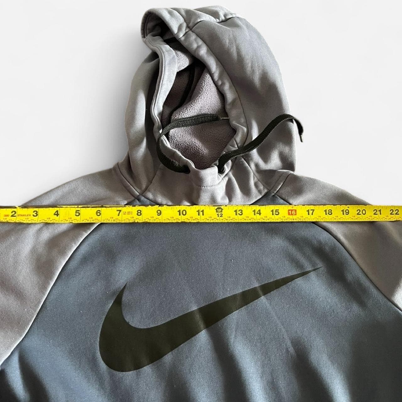 Super Rare Early 2000s Nike Dri-Fit Two-Tone Grey Hoodie - Thumbnail 4