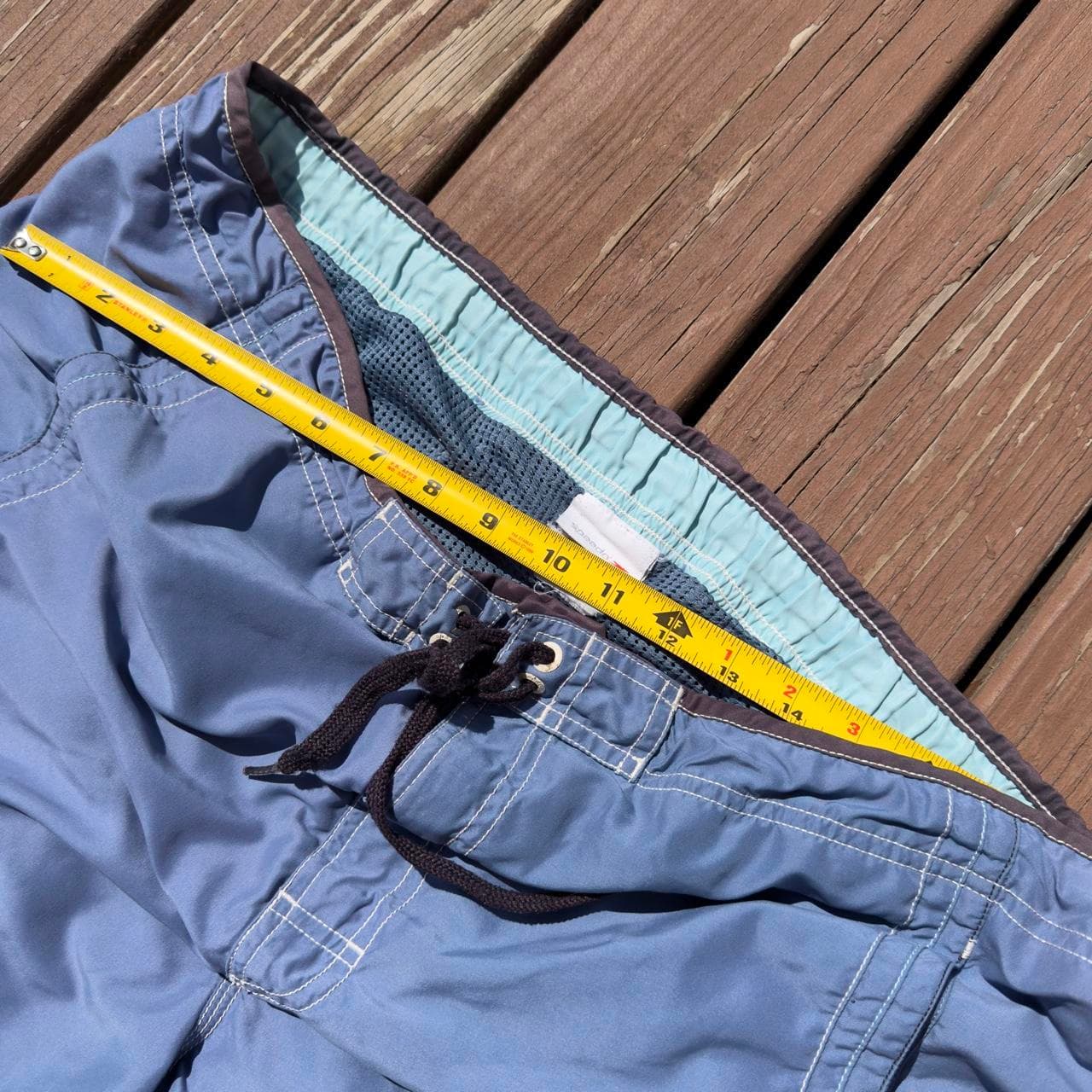 ULTRA RARE EARLY 2000s SPEEDO Y2K GRAIL BOARD TRUNKS - Thumbnail 3