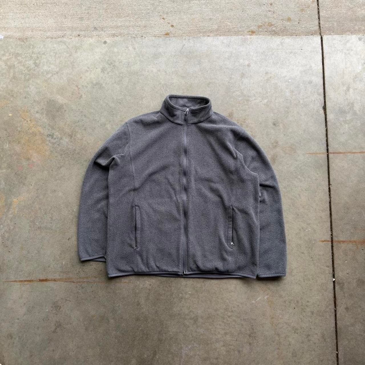 Deadstock Vintage Amazon Essentials Dark Grey Fleece Jacket