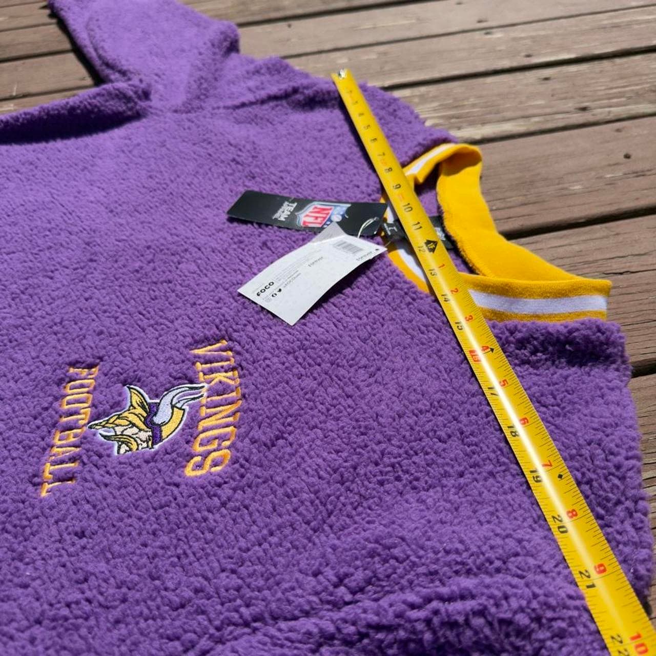 Super Rare Early 2000s Minnesota Vikings Sweatshirt - Y2K GRAIL - Thumbnail 6