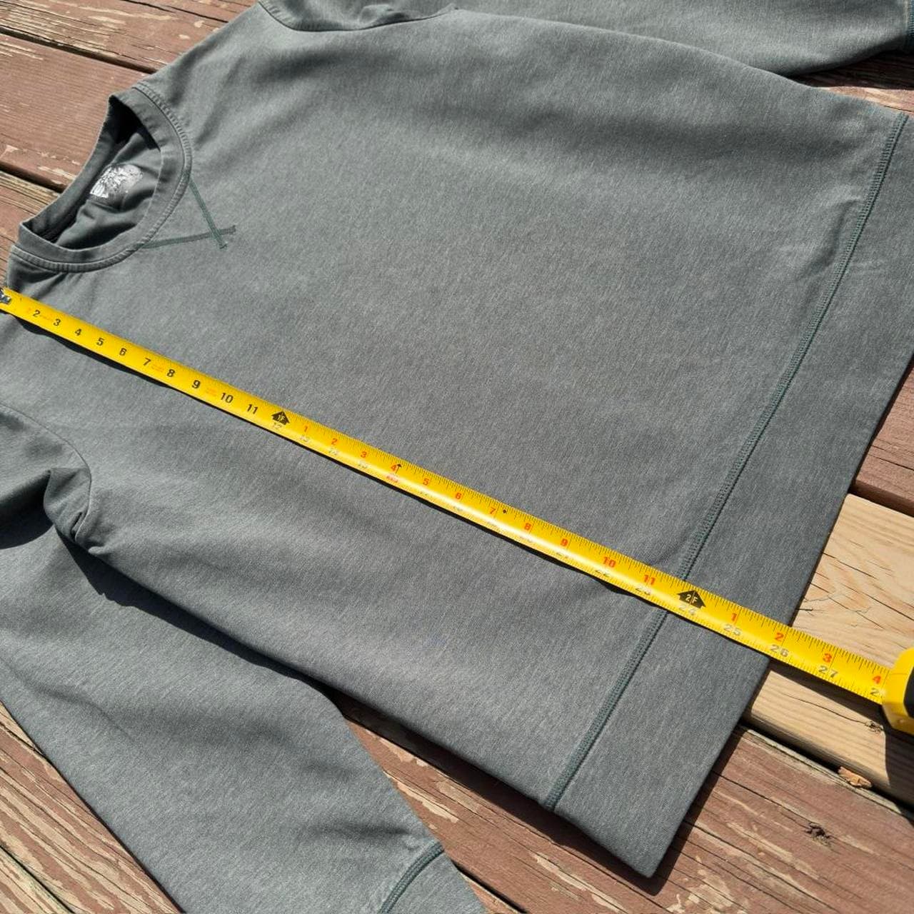 Super Rare Early 2000s Green Long Sleeve Crewneck - Thumbnail 5