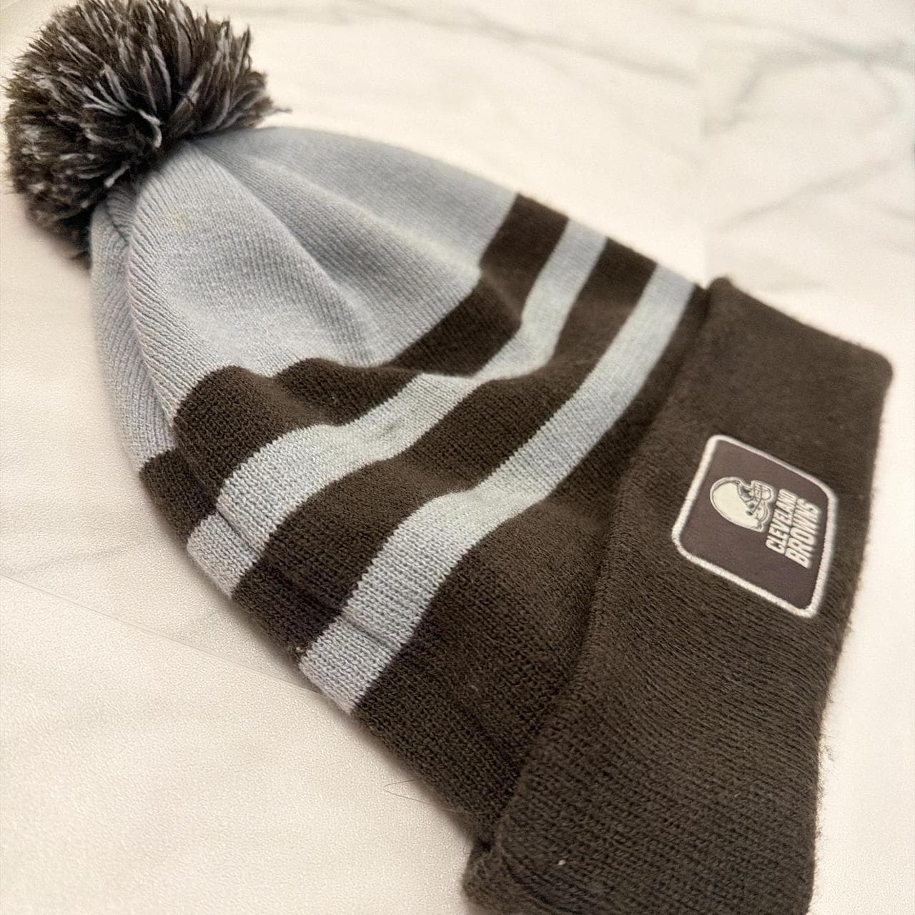 Cleveland Browns NFL Fanatics Pom Beanie Hat - Thumbnail 3