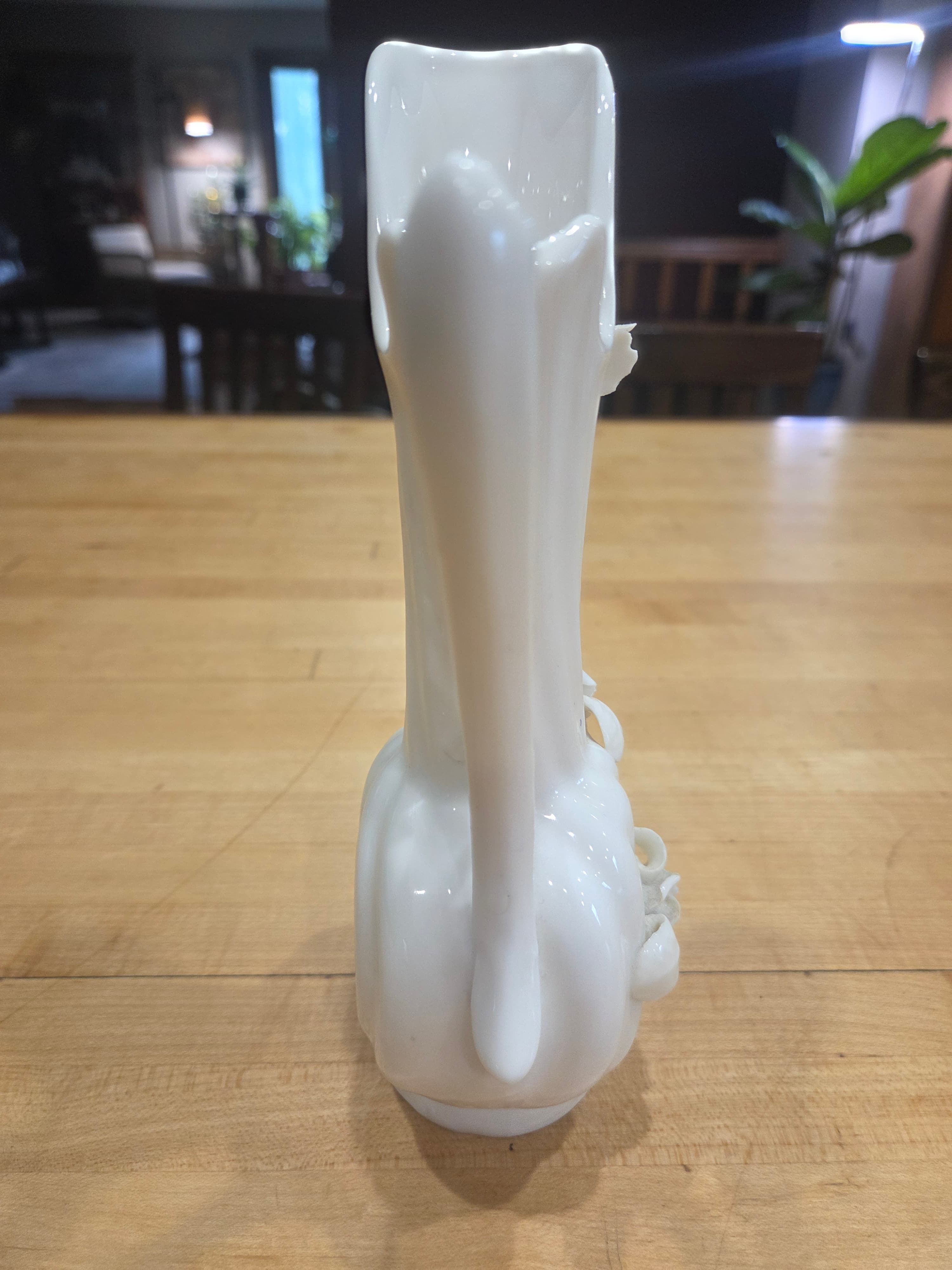 Vintage White Porcelain Ewer Vase With 3D Applied Roses - Thumbnail 3