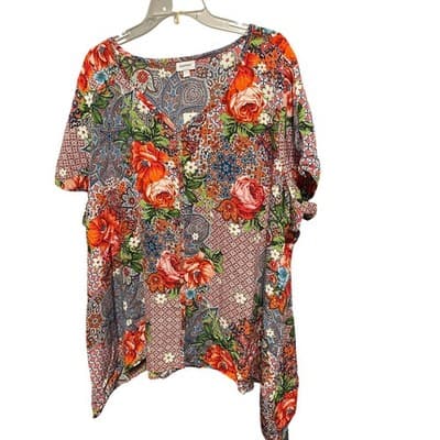 Avenue Plus Size 26 28 Tropical Floral Print V Neck Tunic Top Blouse