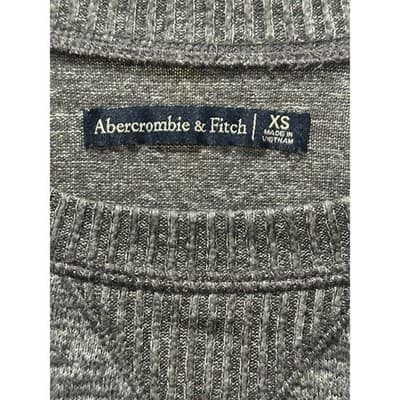 Abercrombie Fitch Heathered Gray Long Sleeve Cropped Knit Top Women's XS - Thumbnail 2