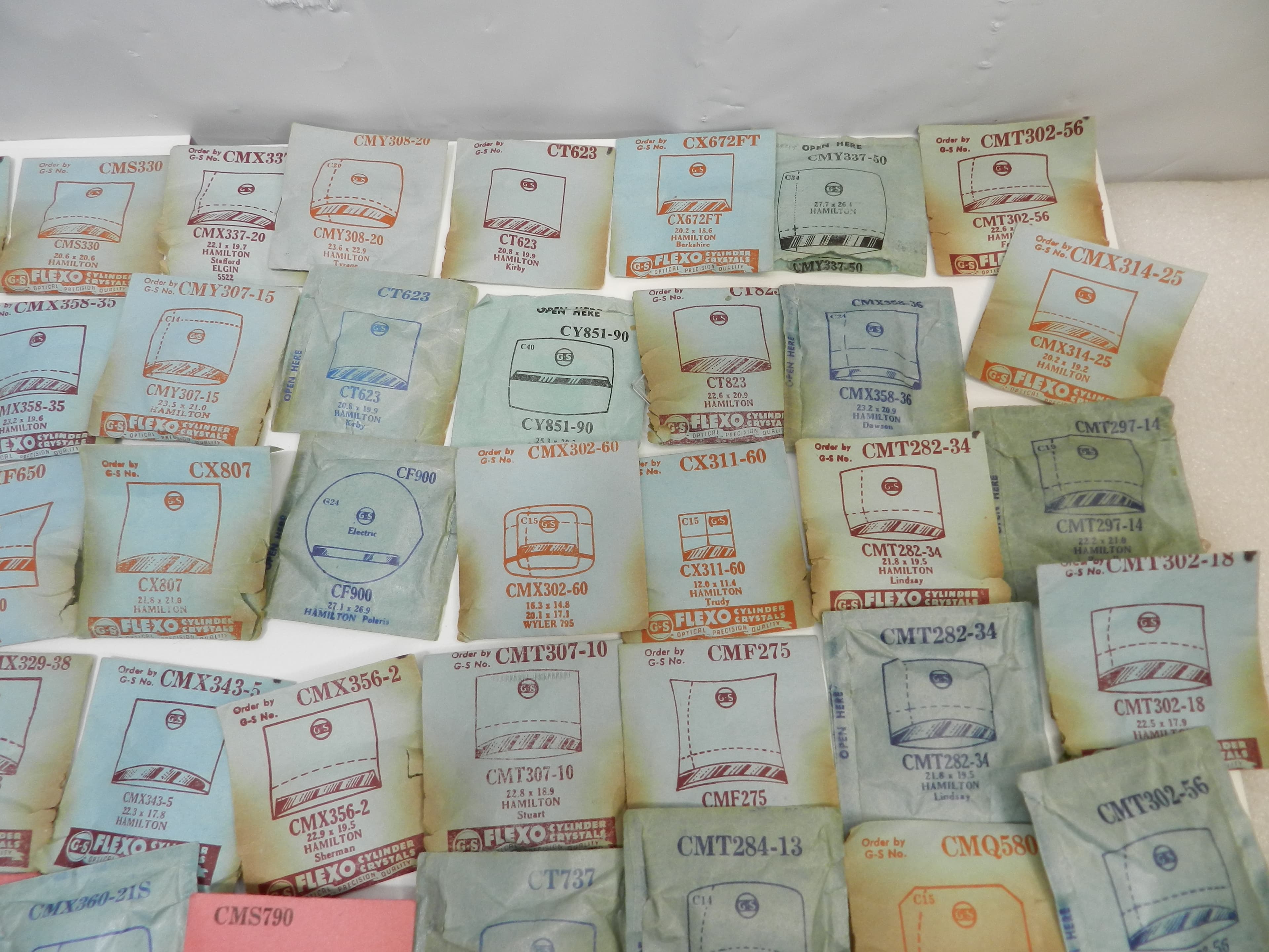90 Vintage New Old Stock Watchmakers Mens Hamilton Crystal Watch Face Lot (O40J) - Thumbnail 11
