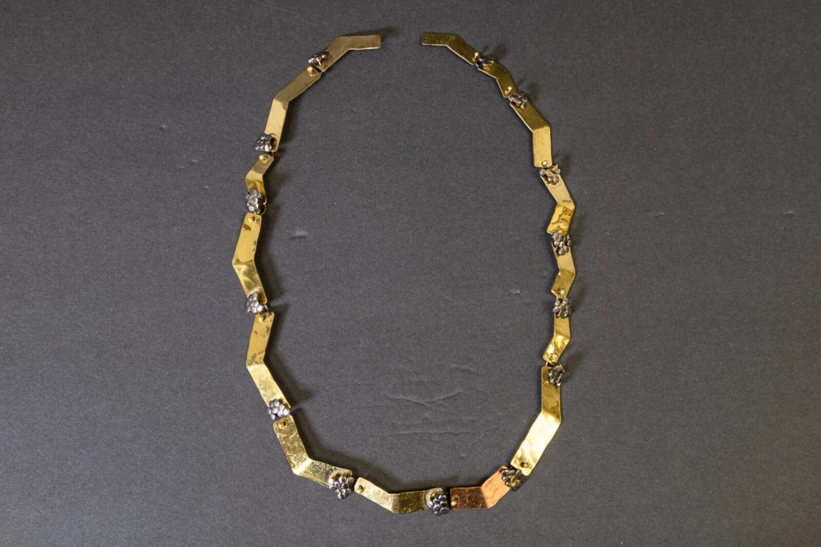 Richard Bitterman Modernism Metal with Silver Dot Design Necklace Fine Jewelry - Thumbnail 6