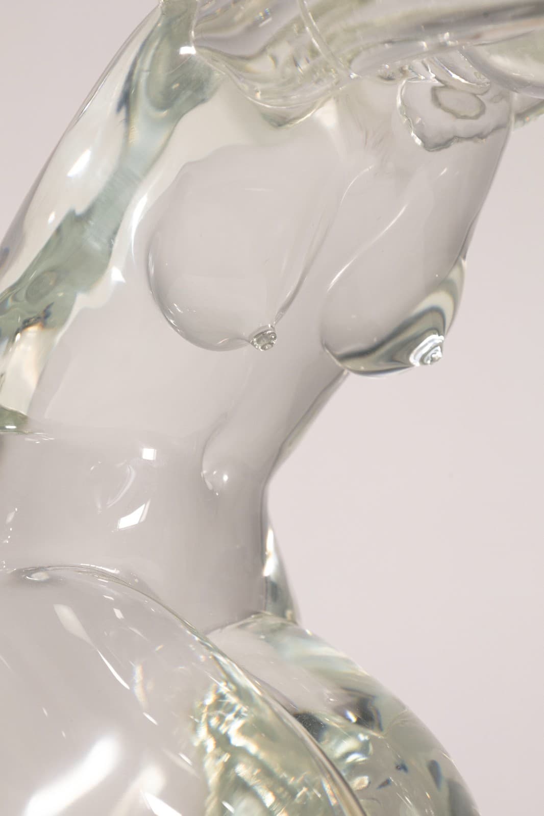 Loredano Rosin (1936-1992) Untiled (Female Figurative Nude) Signed Glass Modern - Thumbnail 5