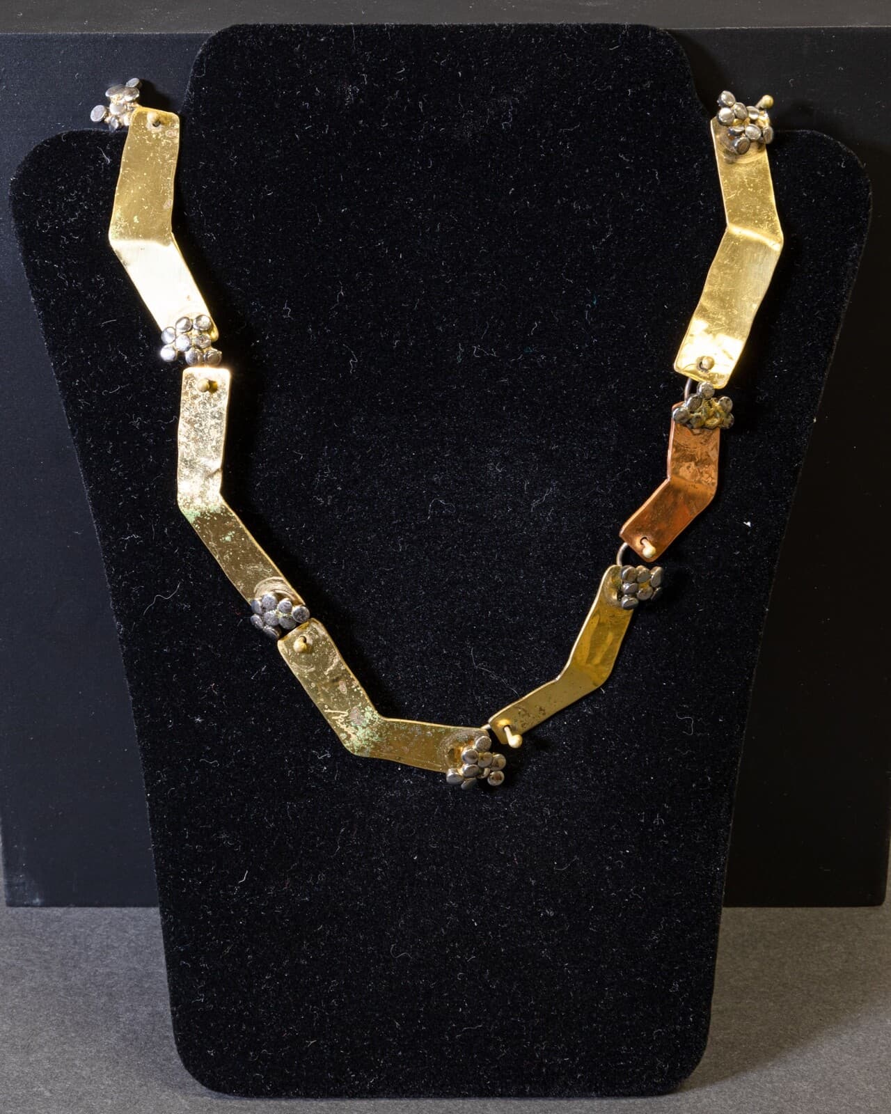 Richard Bitterman Modernism Metal with Silver Dot Design Necklace Fine Jewelry - Thumbnail 2