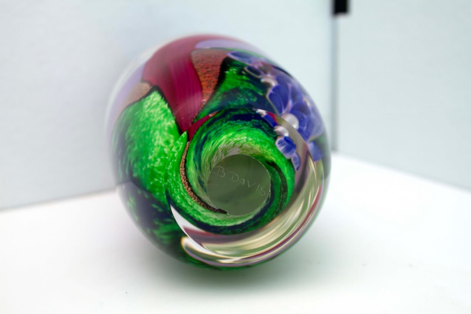 Berry Davis Signed Contemporary Pink Purple Green Swirl Design Studio Art Glass - Thumbnail 9