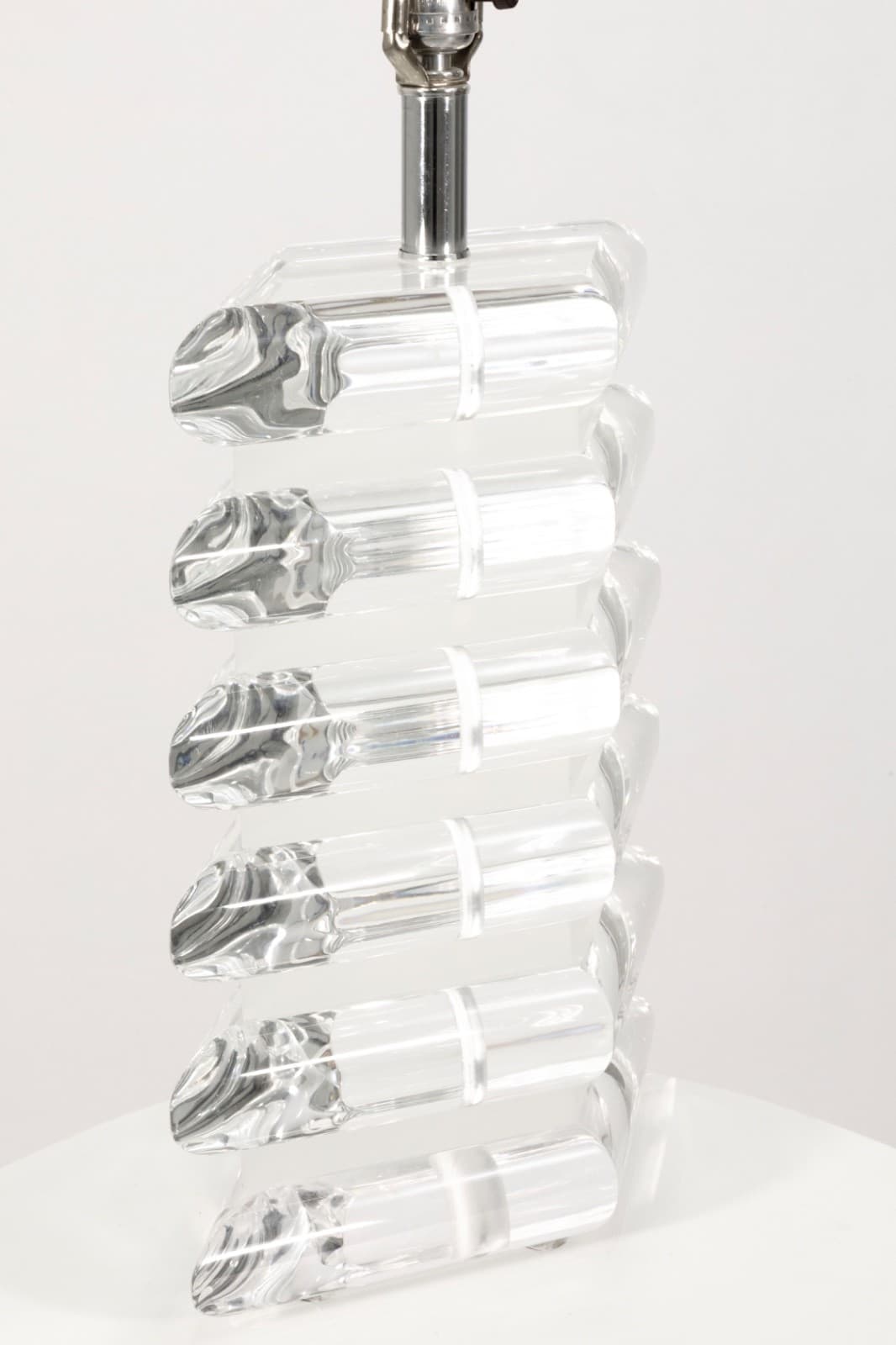 Pair Of Large Vintage Clearlite Lucite Lamps By Bauer - Thumbnail 6