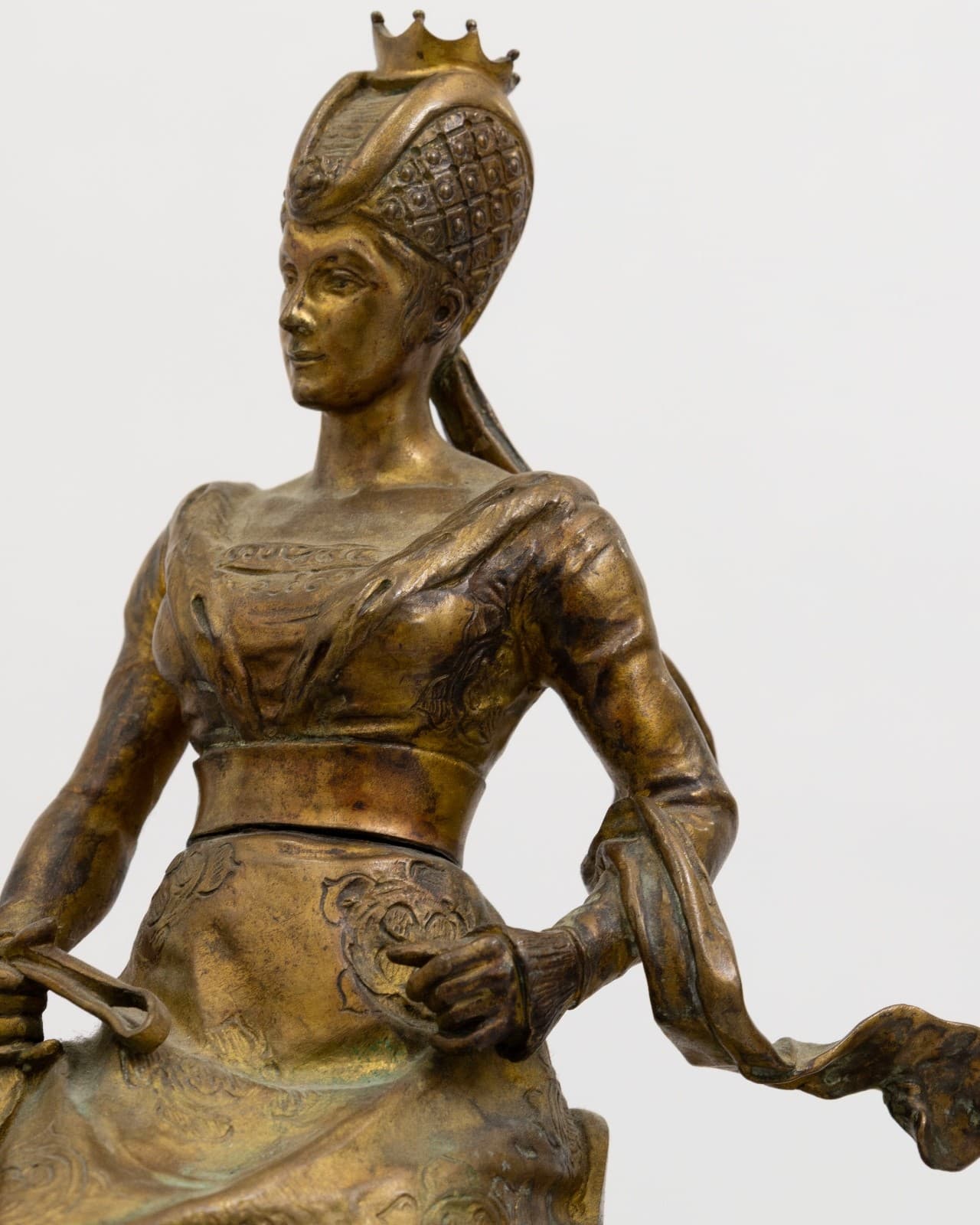 Emmanuel Frémiet Isabeau of Bavaria 1892 Signed Gilded Bronze Antique Sculpture - Thumbnail 5