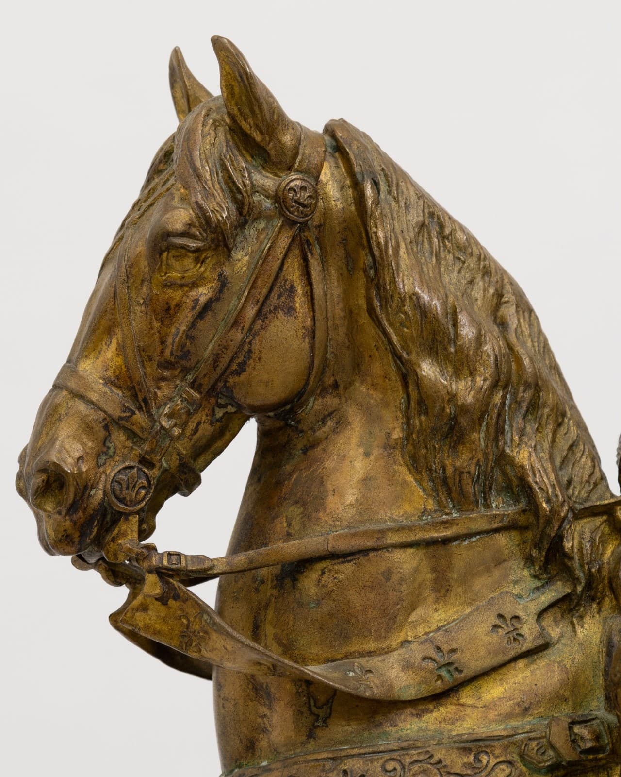 Emmanuel Frémiet Isabeau of Bavaria 1892 Signed Gilded Bronze Antique Sculpture - Thumbnail 4