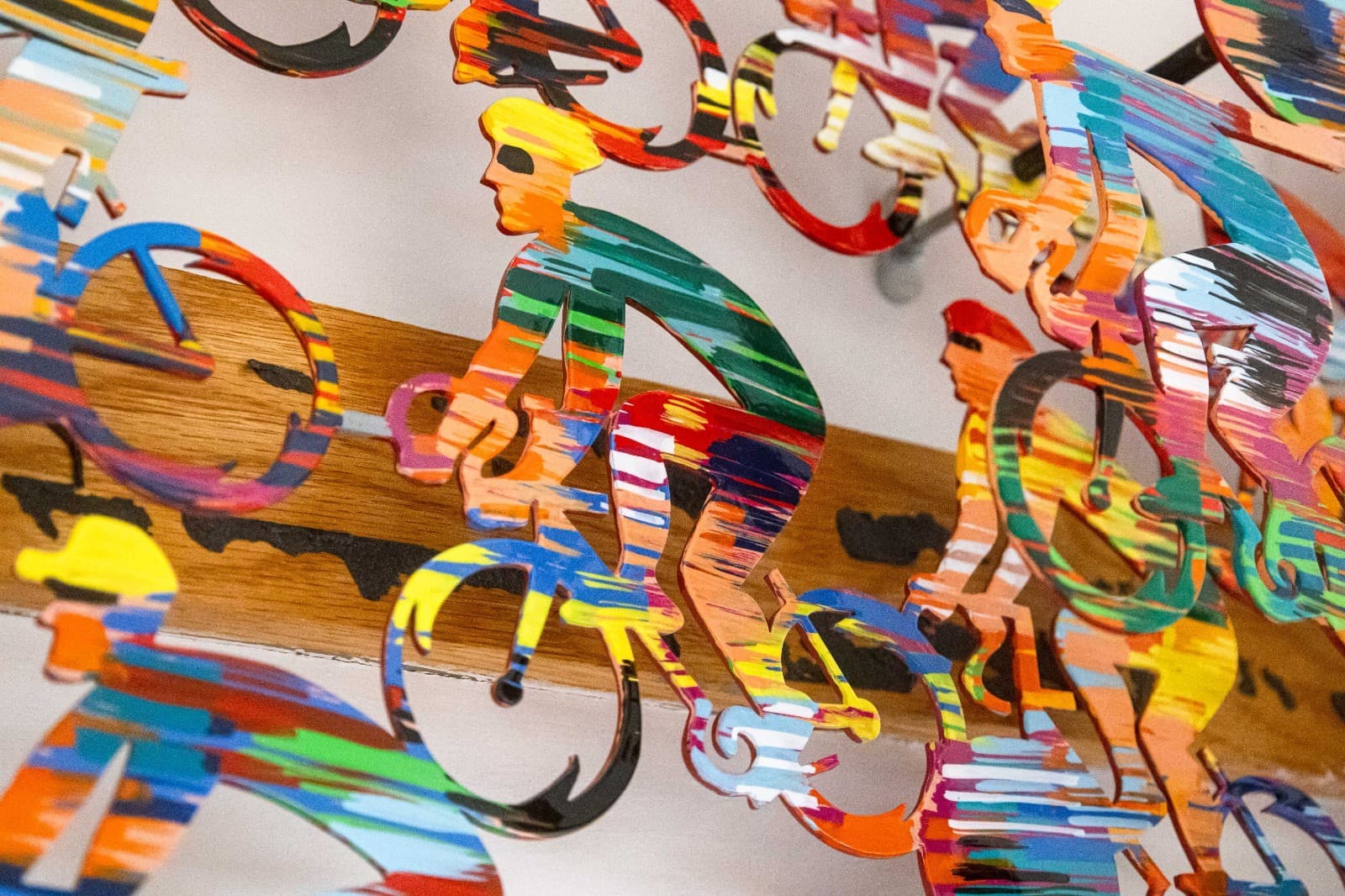 David Gerstein Cyclists Signed Metal Wall Sculpture Contemporary Pop Art 56/295 - Thumbnail 3