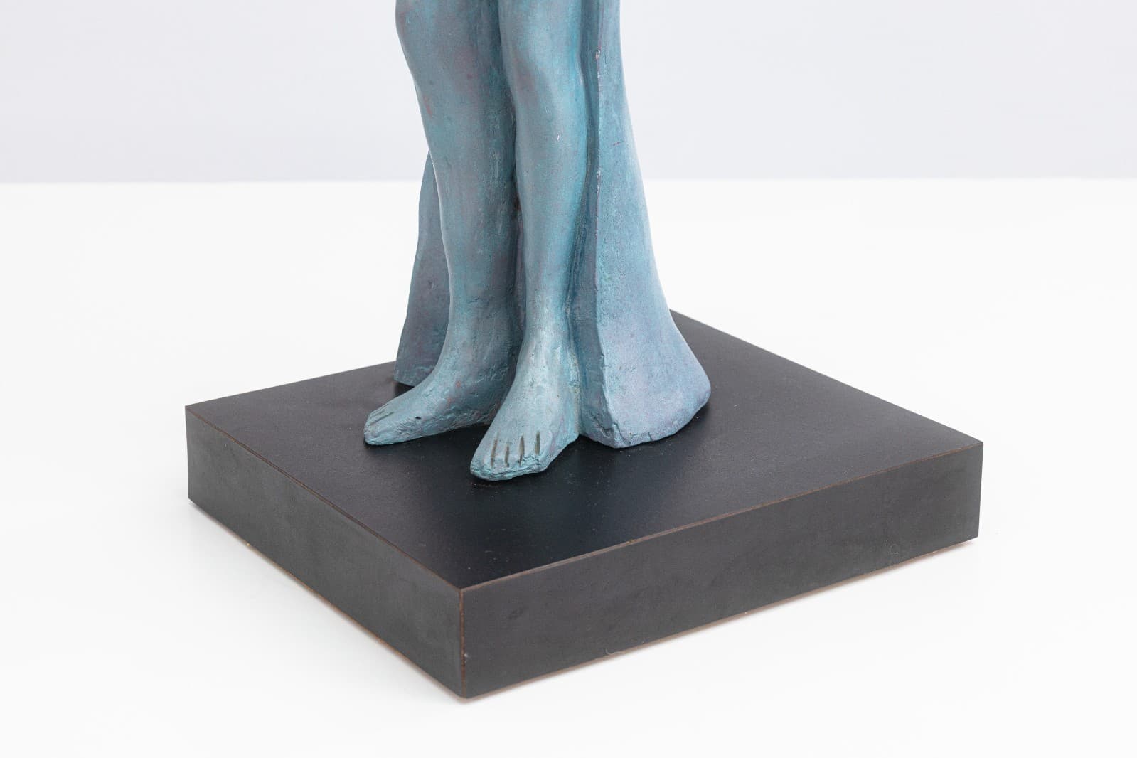 Joyce Gottlieb - Untitled (Standing Turquoise Nude), 1990 Resin Table Sculpture - Thumbnail 5