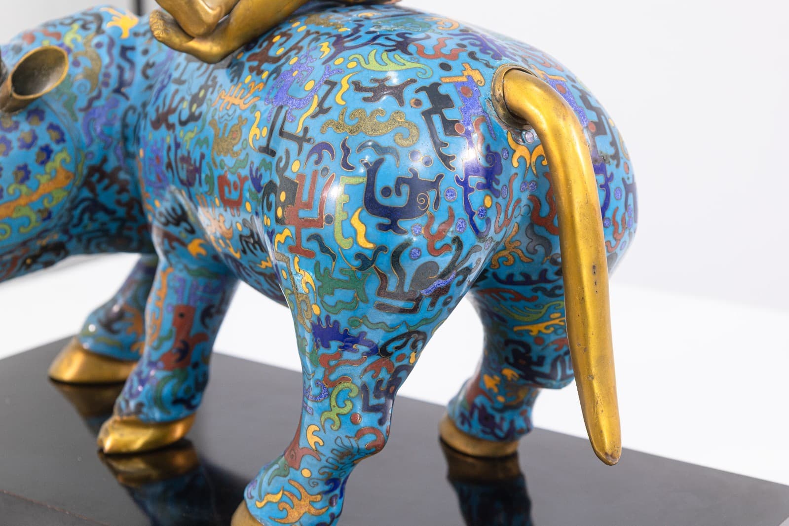 Vintage Chinese Cloisonne Bull Sculpture with Sitting Figure Asian Collectables - Thumbnail 5