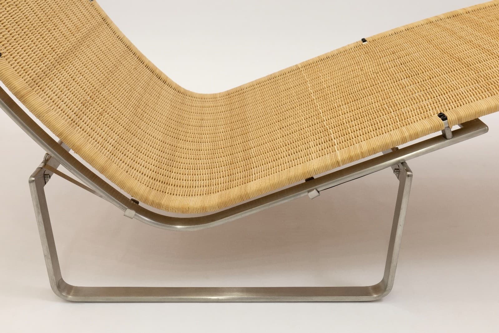 PK24 Chaise Longue Chair by Poul Kjærholm for Fritz Hansen - Thumbnail 6