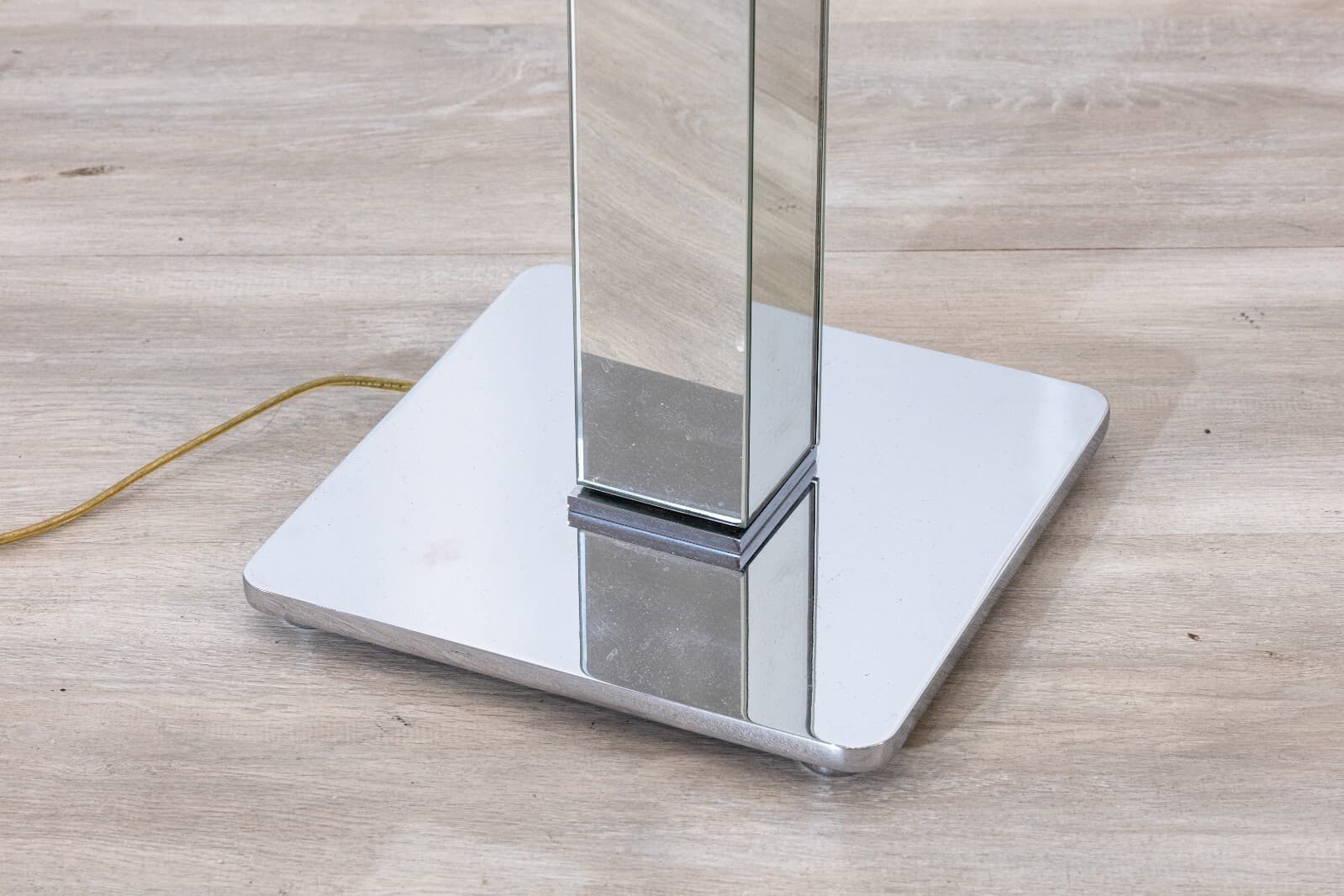 Pair of Postmodern Height Adjustable Mirrored Chrome Sonneman Floor Lamps - Thumbnail 10