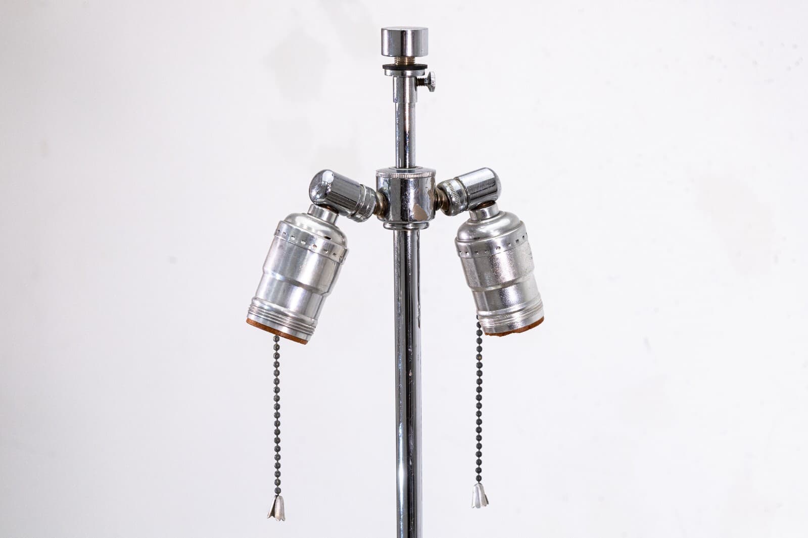 Pair of Postmodern Height Adjustable Mirrored Chrome Sonneman Floor Lamps - Thumbnail 6