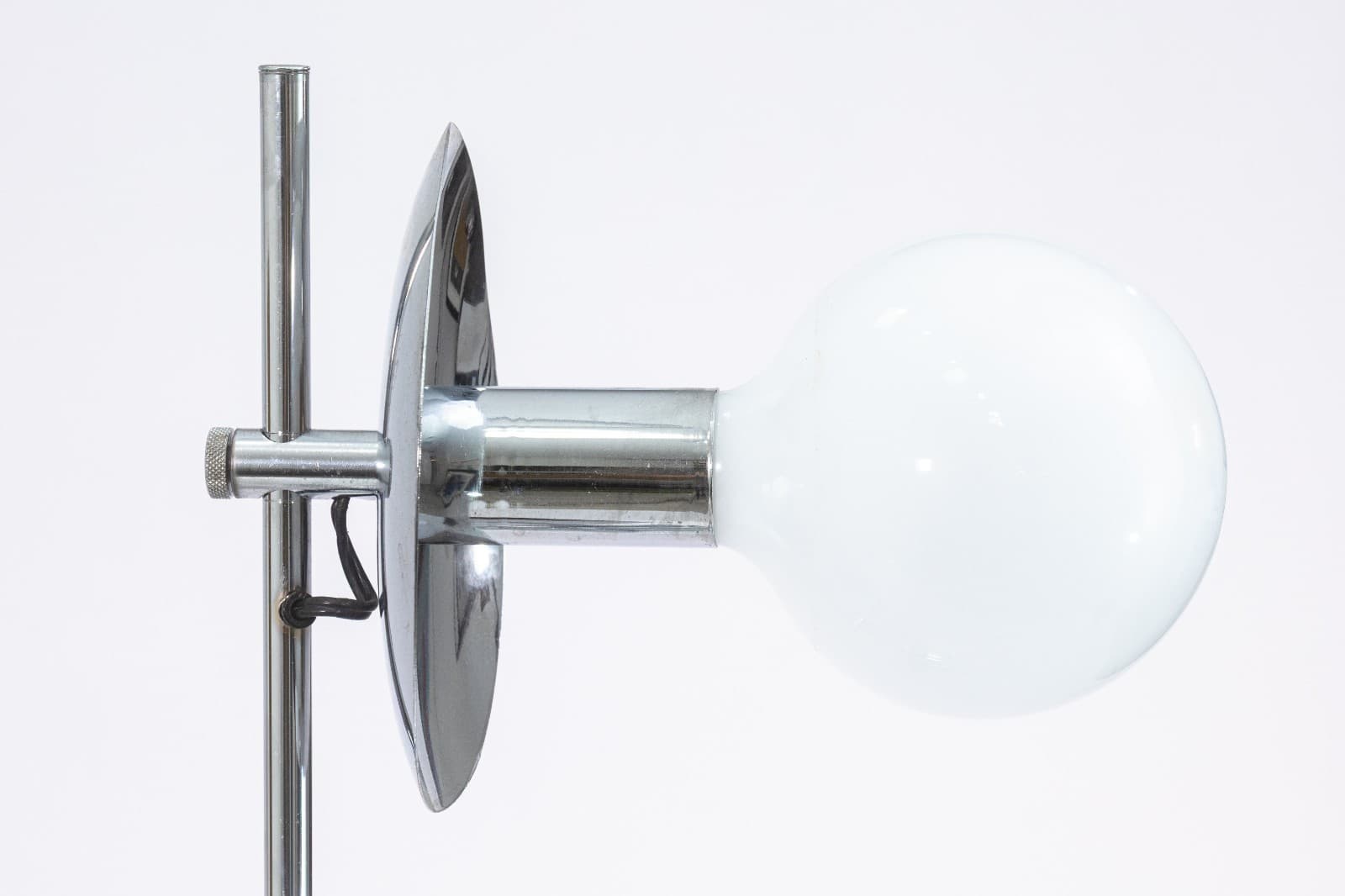 Vintage 1970s Space Age 3 Head Chrome Table Lamp - Thumbnail 4