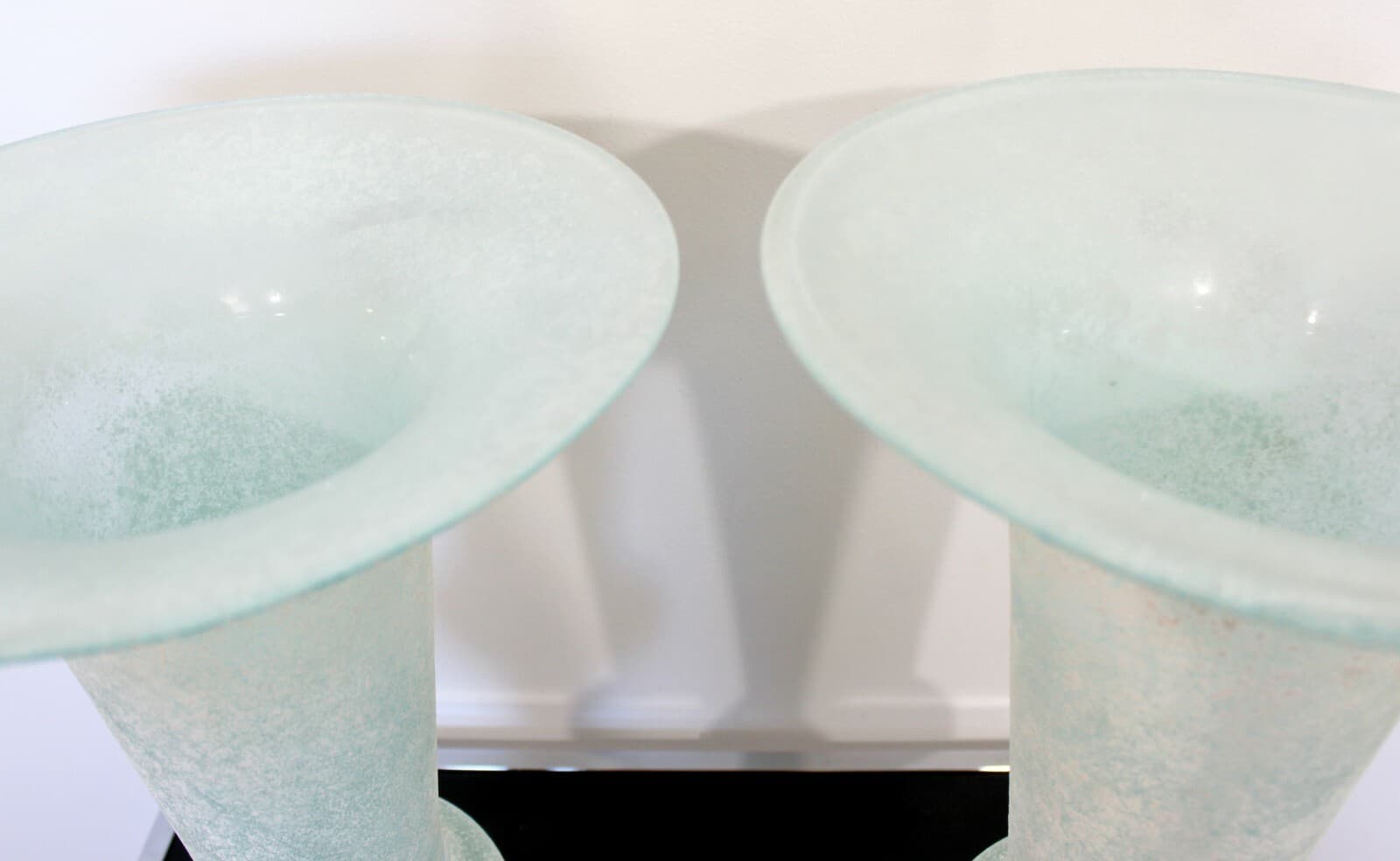 Mid Century Modern Pair of Seguso Vetri D'Arte Glass Vases Vessels Italy Signed - Thumbnail 6