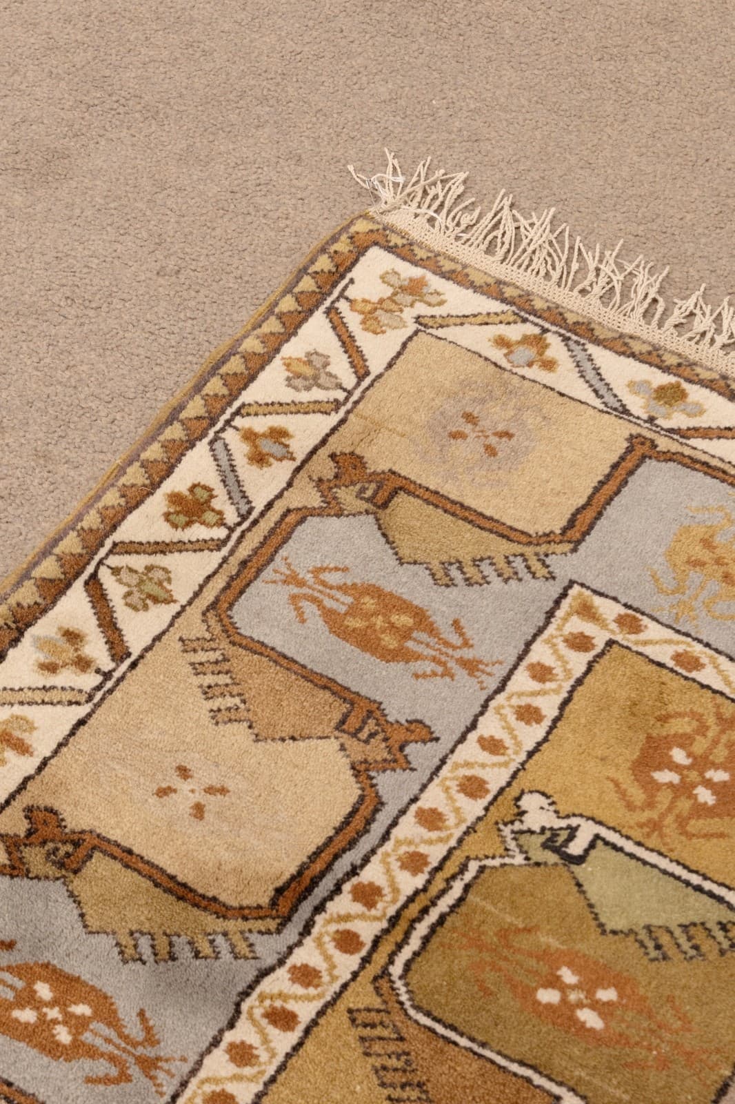 Vintage 1970s Old Milas Rug Handmade In Turkey 100% Pure Wool 114 X 55 - Thumbnail 4